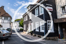 edd7a68a-a694-4822-b9dc-9a34507ecb76