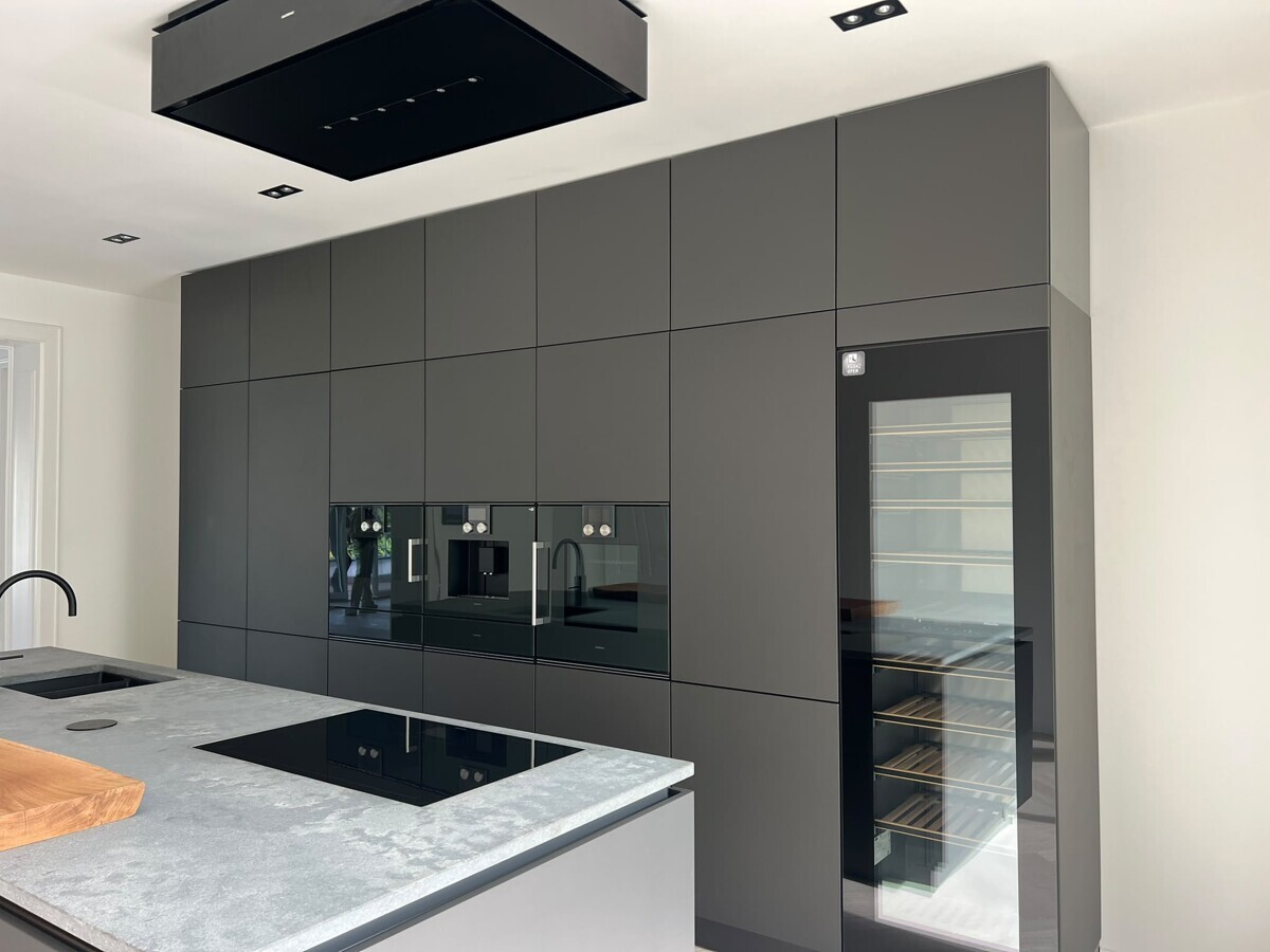 Designer-Einbauküche von next125 mit Gaggenau-Elektrogeräten