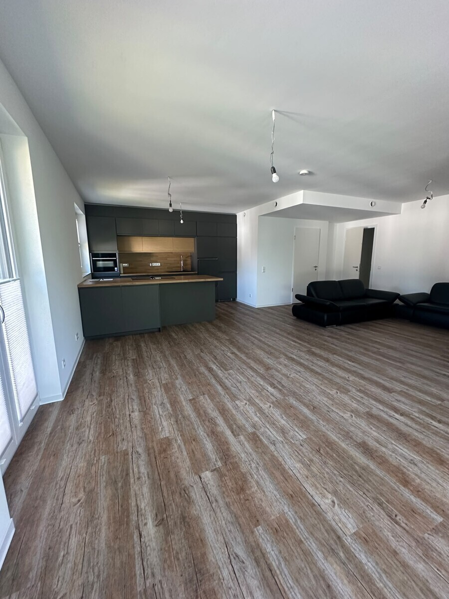 Küche & Wohnzimmer