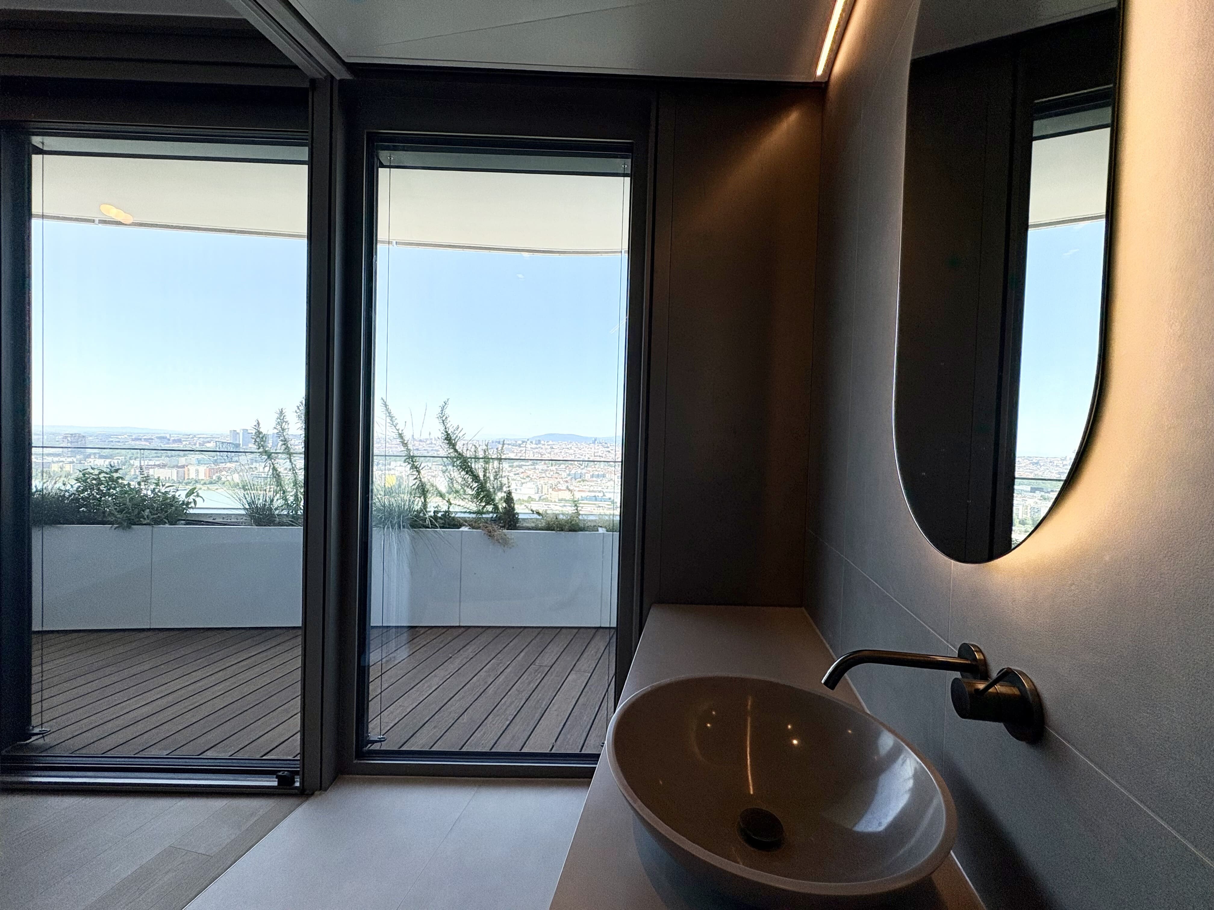 Badezimmer mit Ausblick
