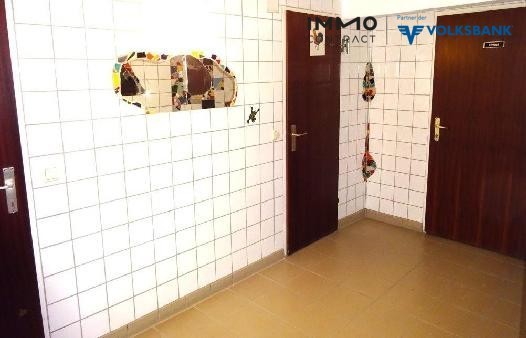 Zutritt zu den Gasttoiletten im Keller