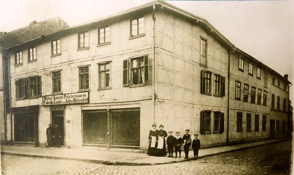 Bahnstrasse - Polstermöbel