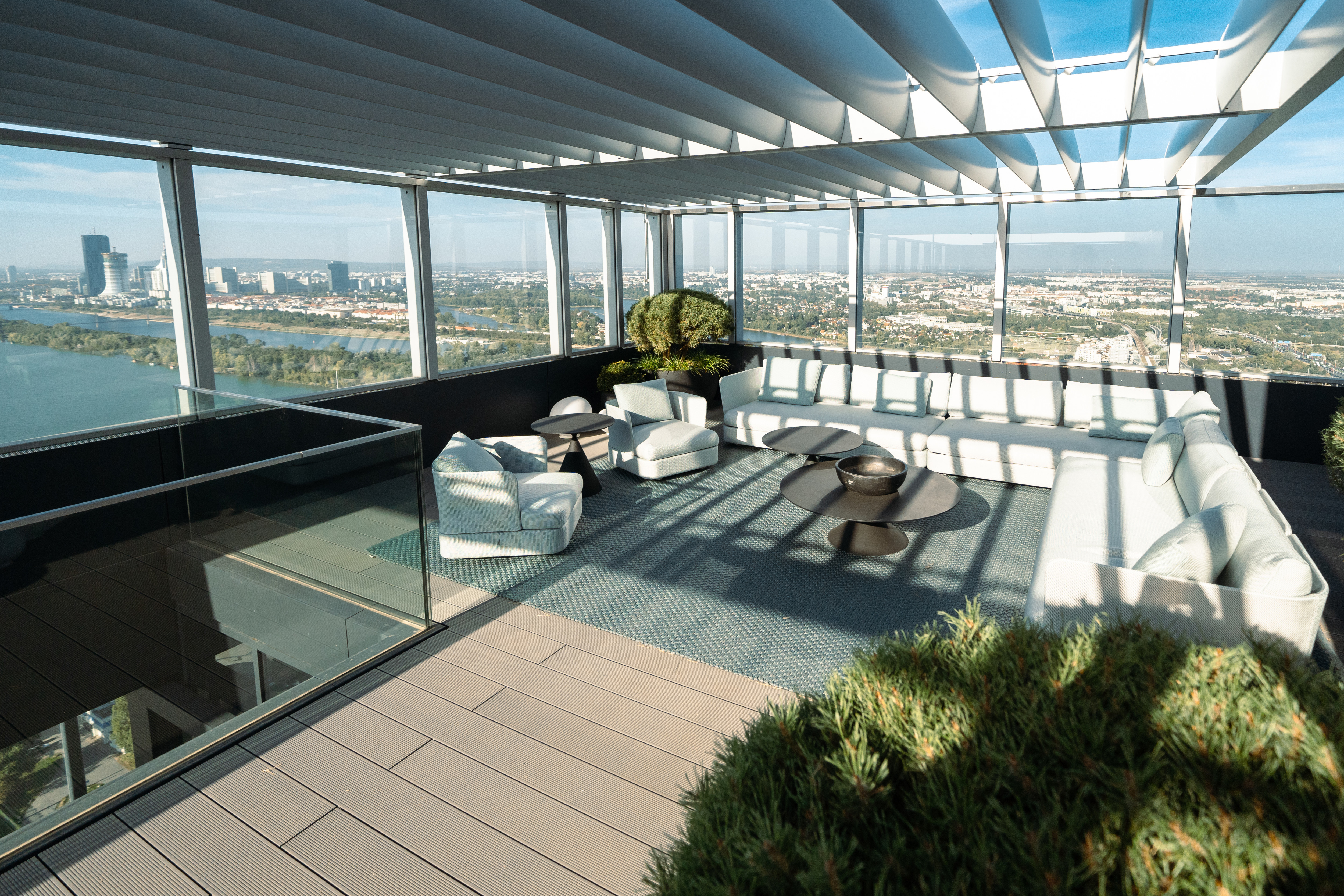 MarinaTower-Penthouse-01