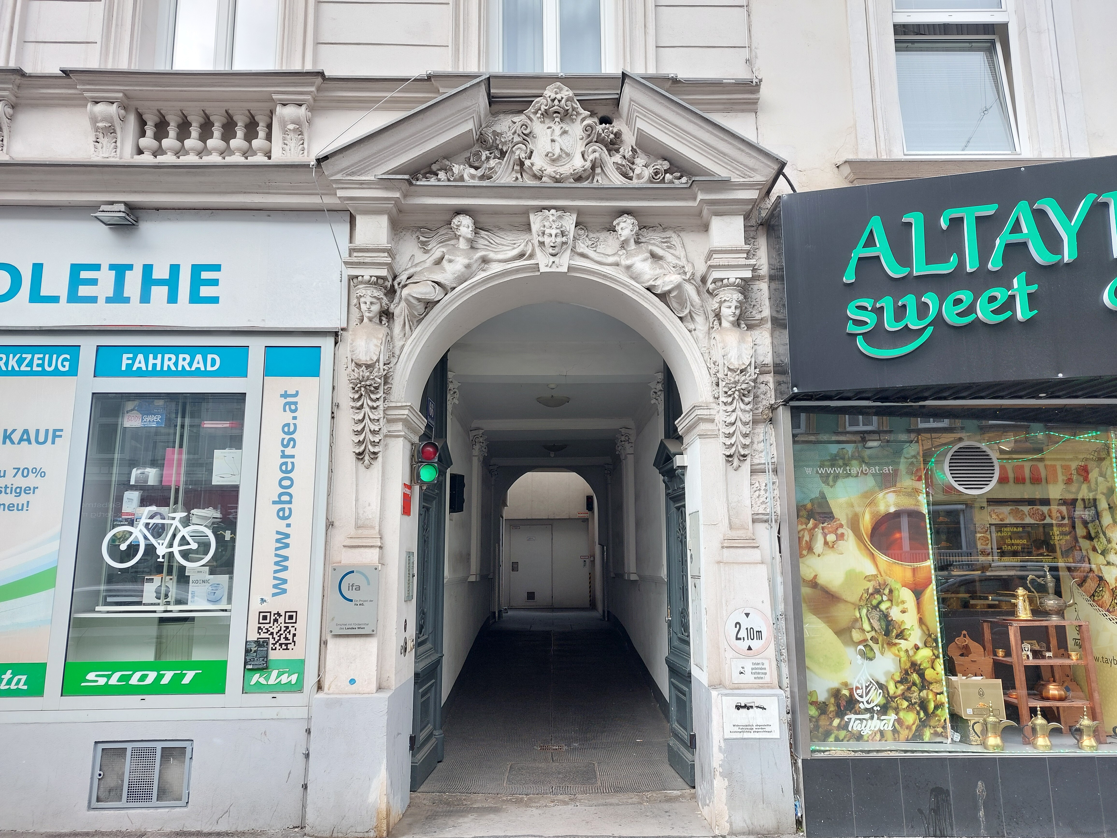 Einfahrt 2