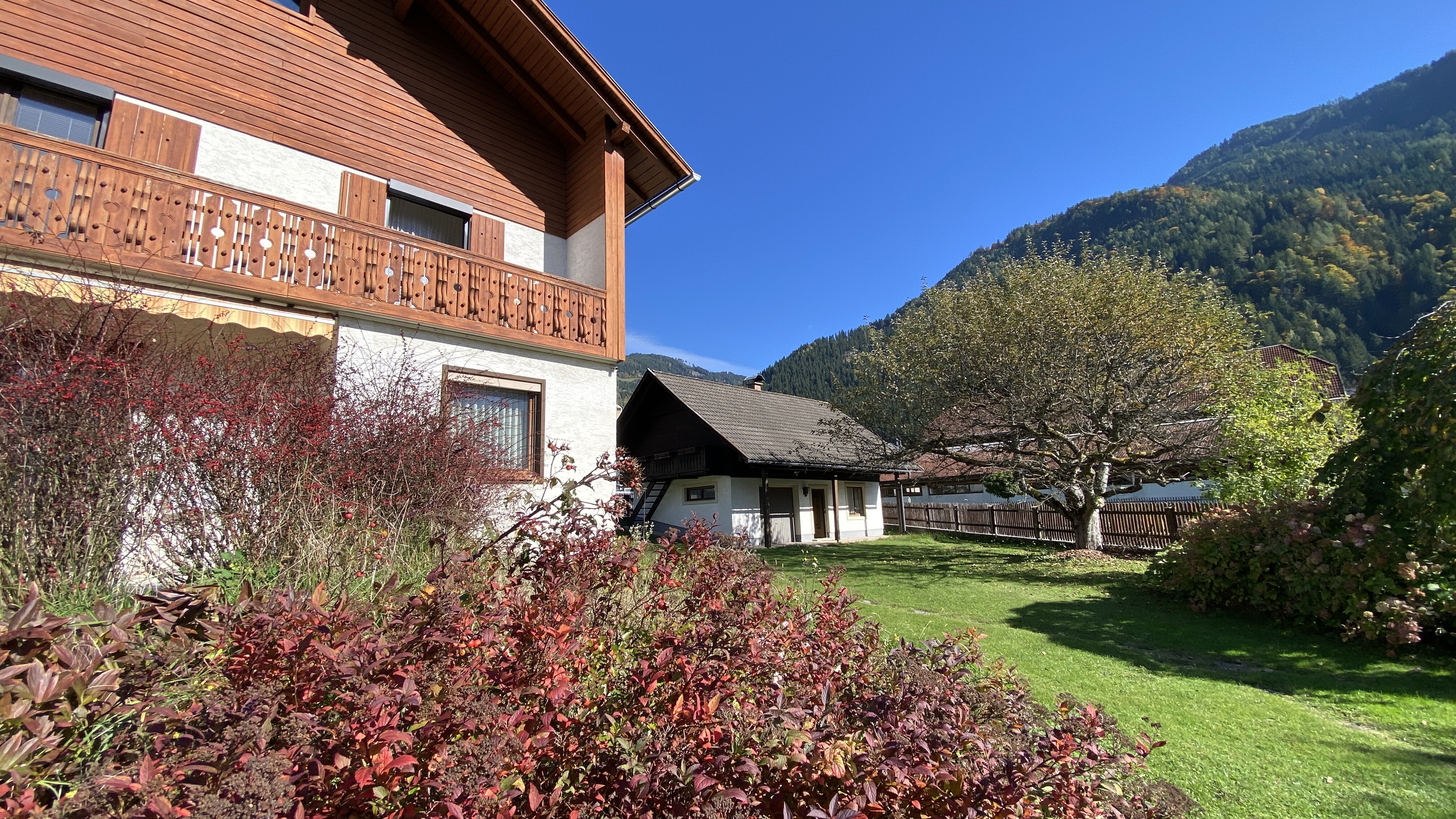 Zwei Häuser, eine Vision