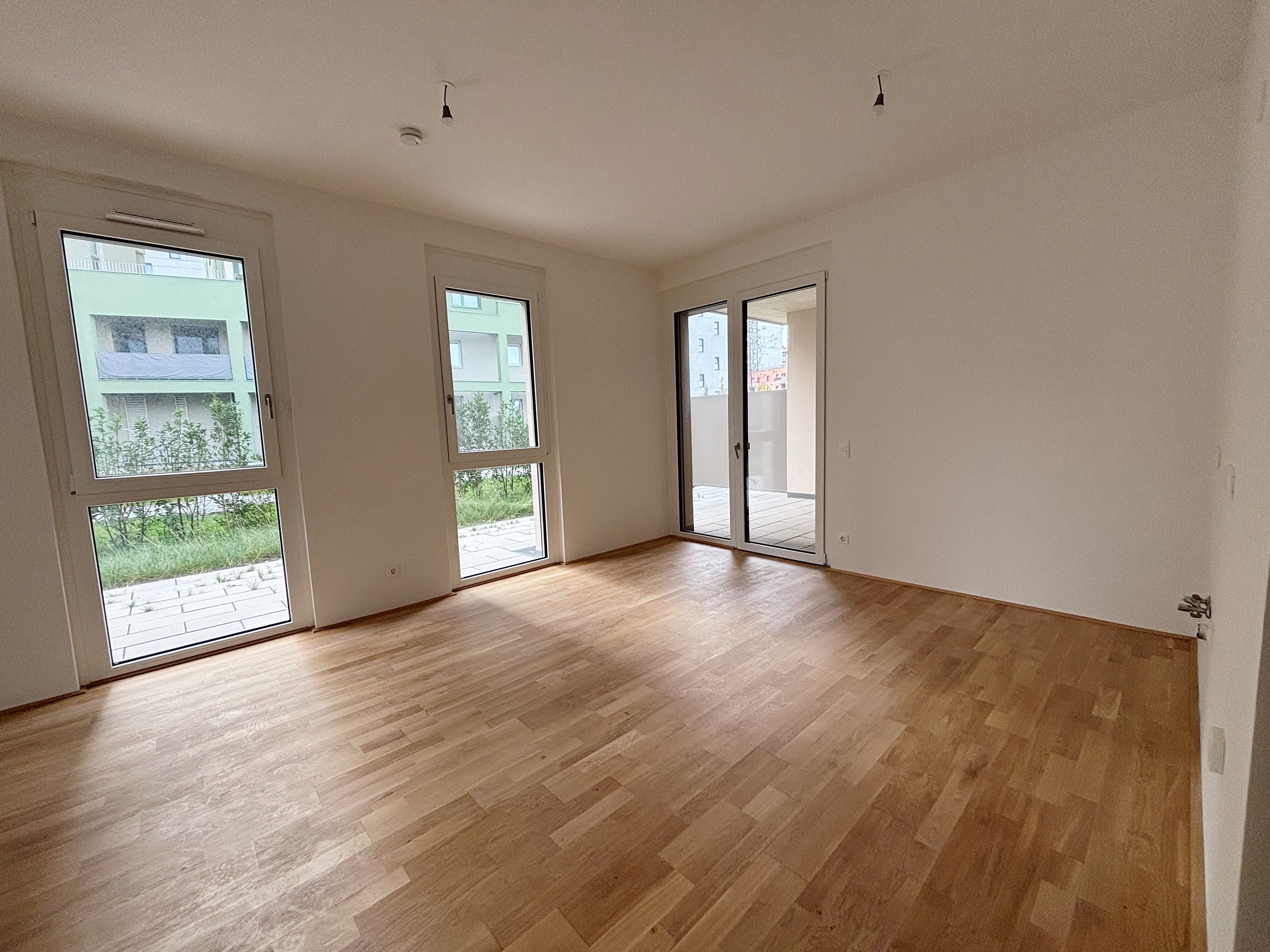 69A7214B-1377-4918-A7F4-666DFD000A47