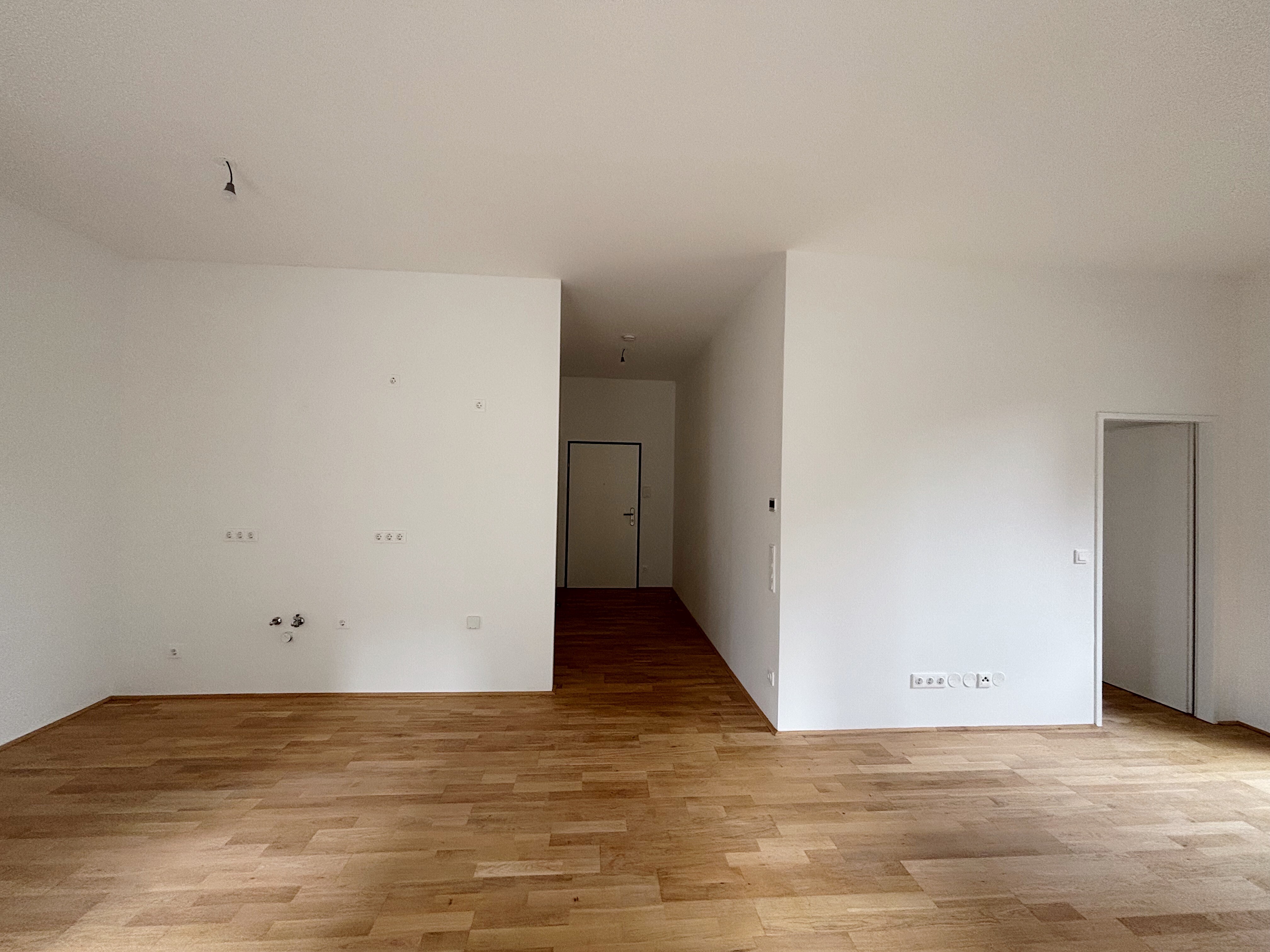 7D0B6F71-0EA7-45AC-8072-C8DF5199074E