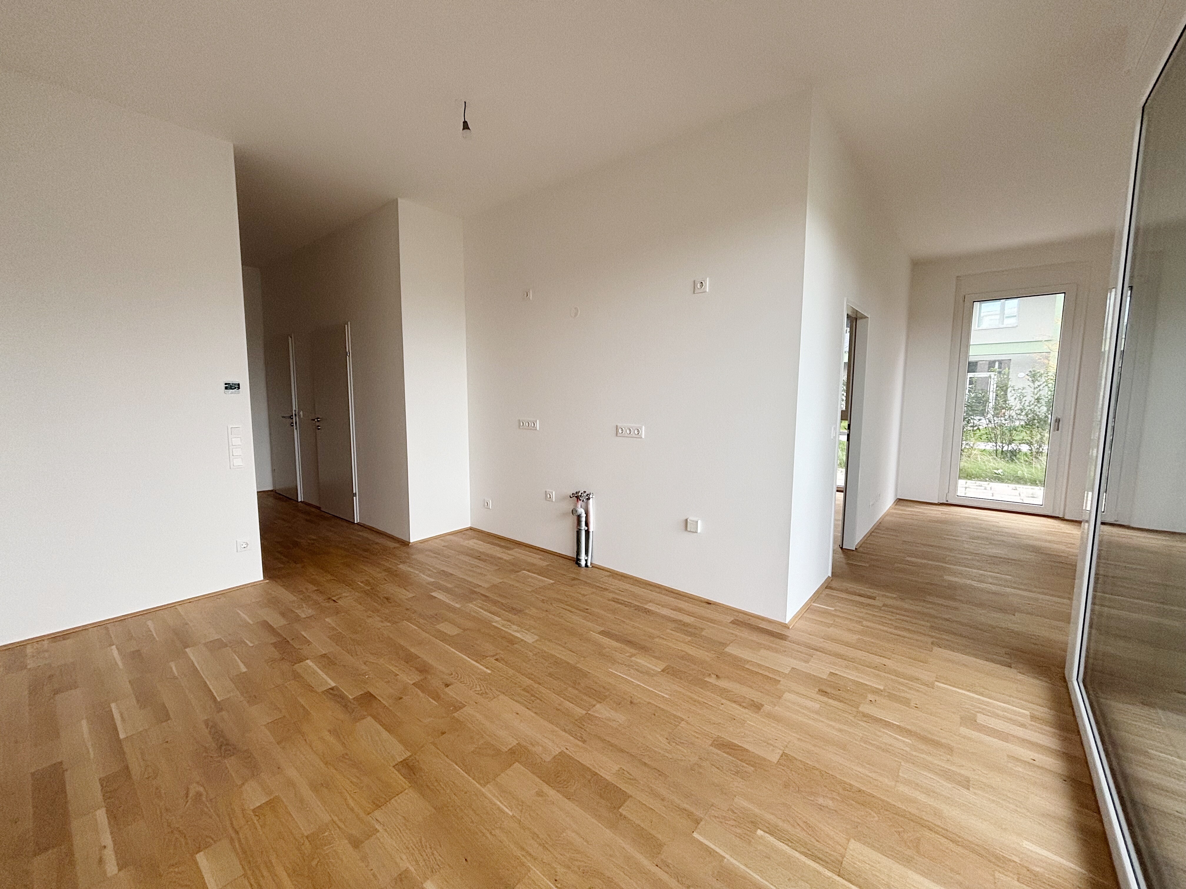 104F5A33-B087-47C5-9114-29688FADDCA1