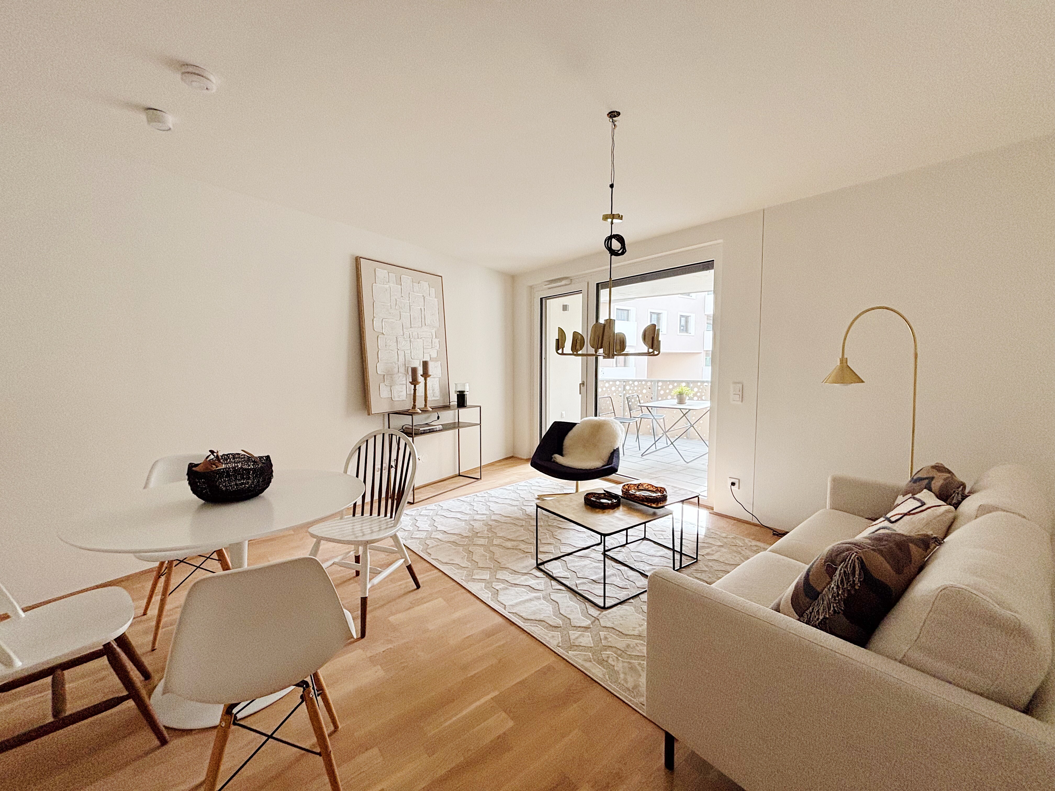 111B8BFA-8A79-41A5-A707-28CE71CC8895