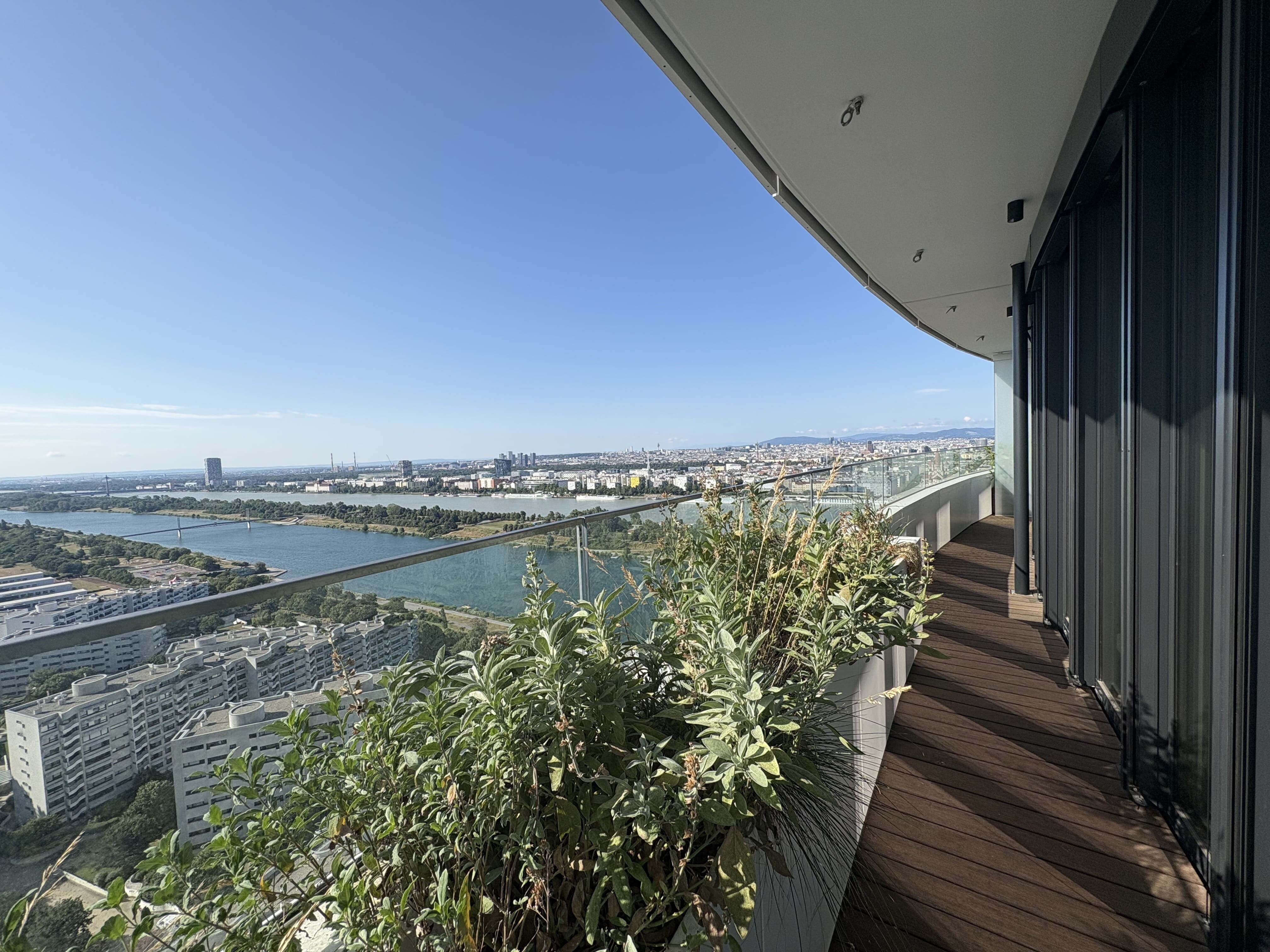 Balkon Richtung Neue Donau, City
