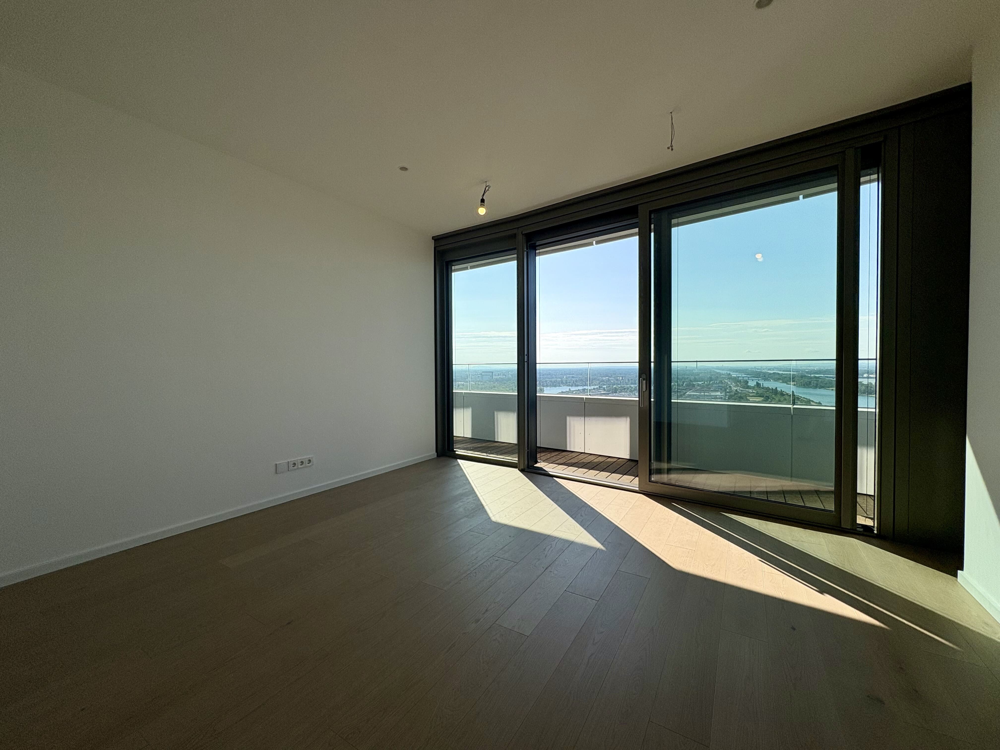 Wohn-Essbereich Richtung Balkon