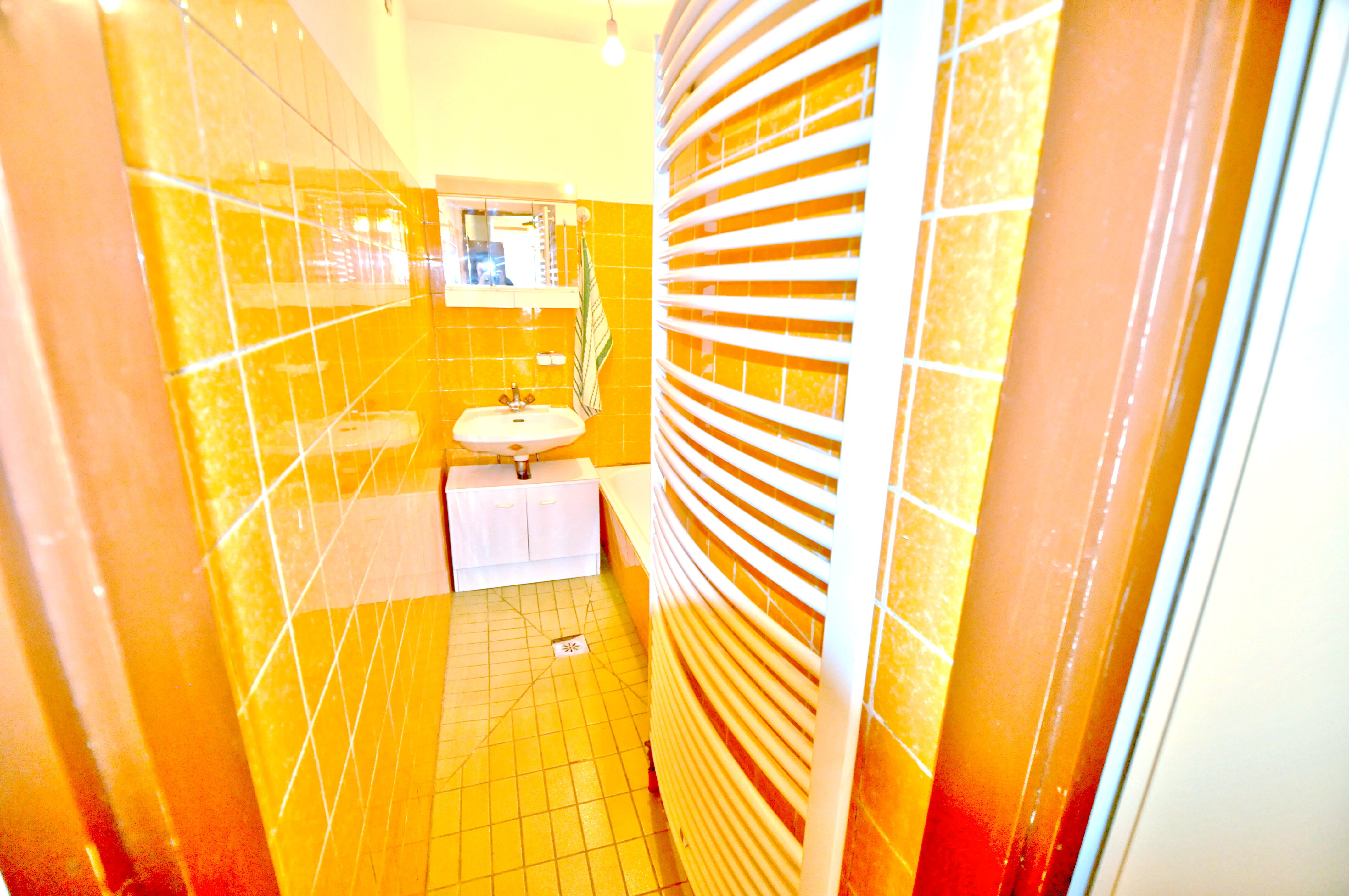 Blick ins Badezimmer