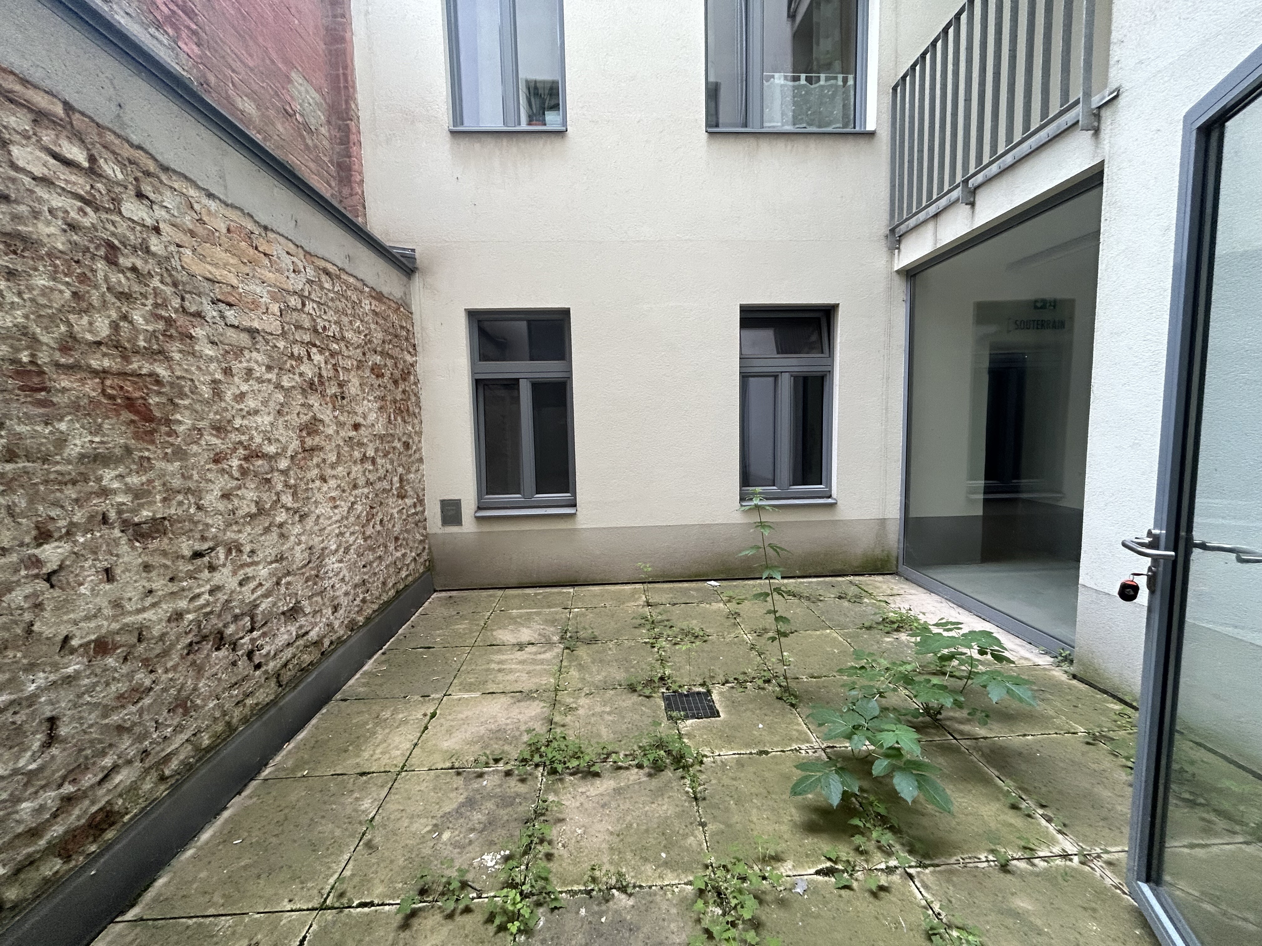 image00004