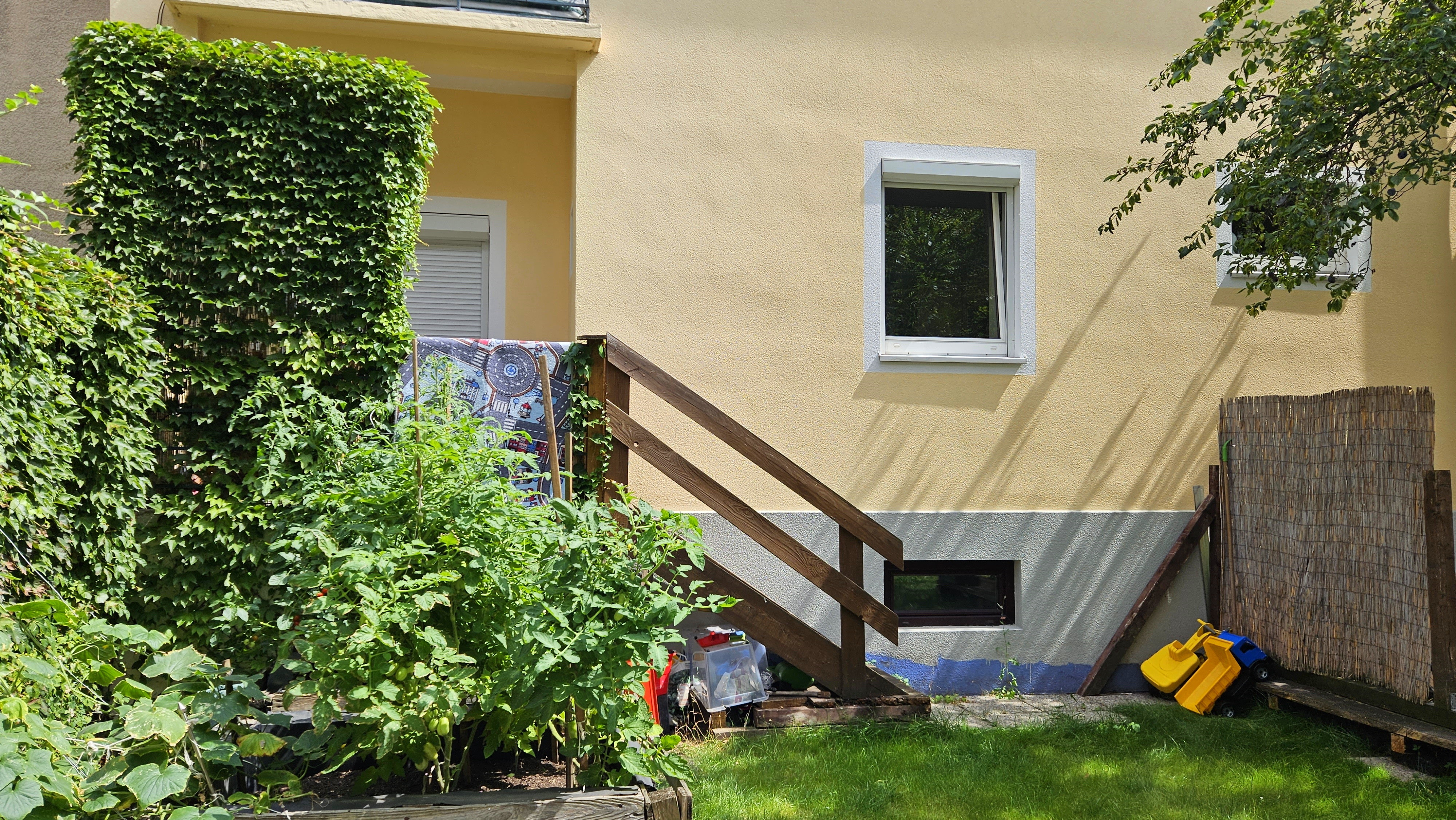 Wohnung gartenseitig