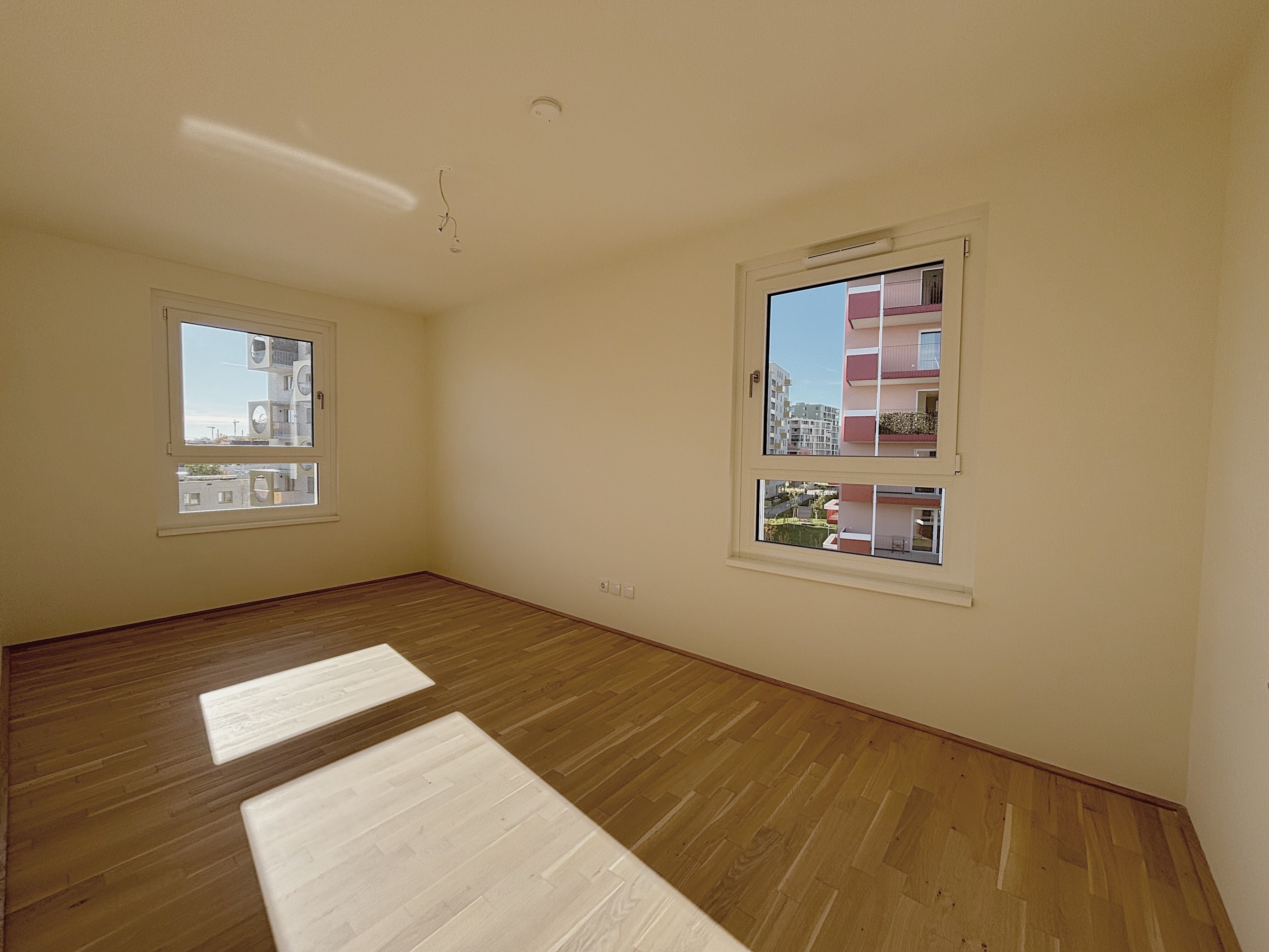 06FC6278-4B1A-4195-8C5C-44DE9539DC17