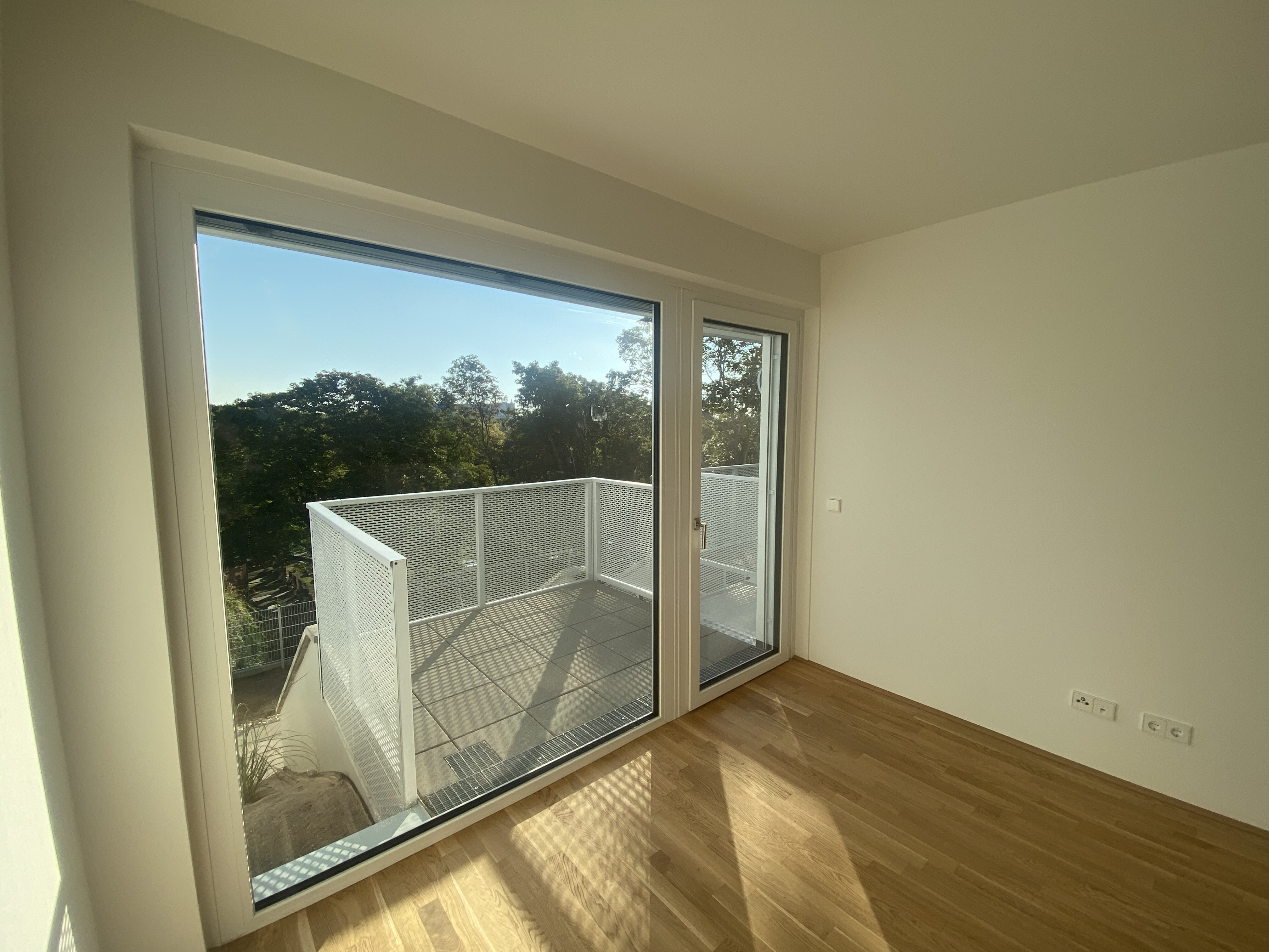 Wohnzimmer mit Terrasse 