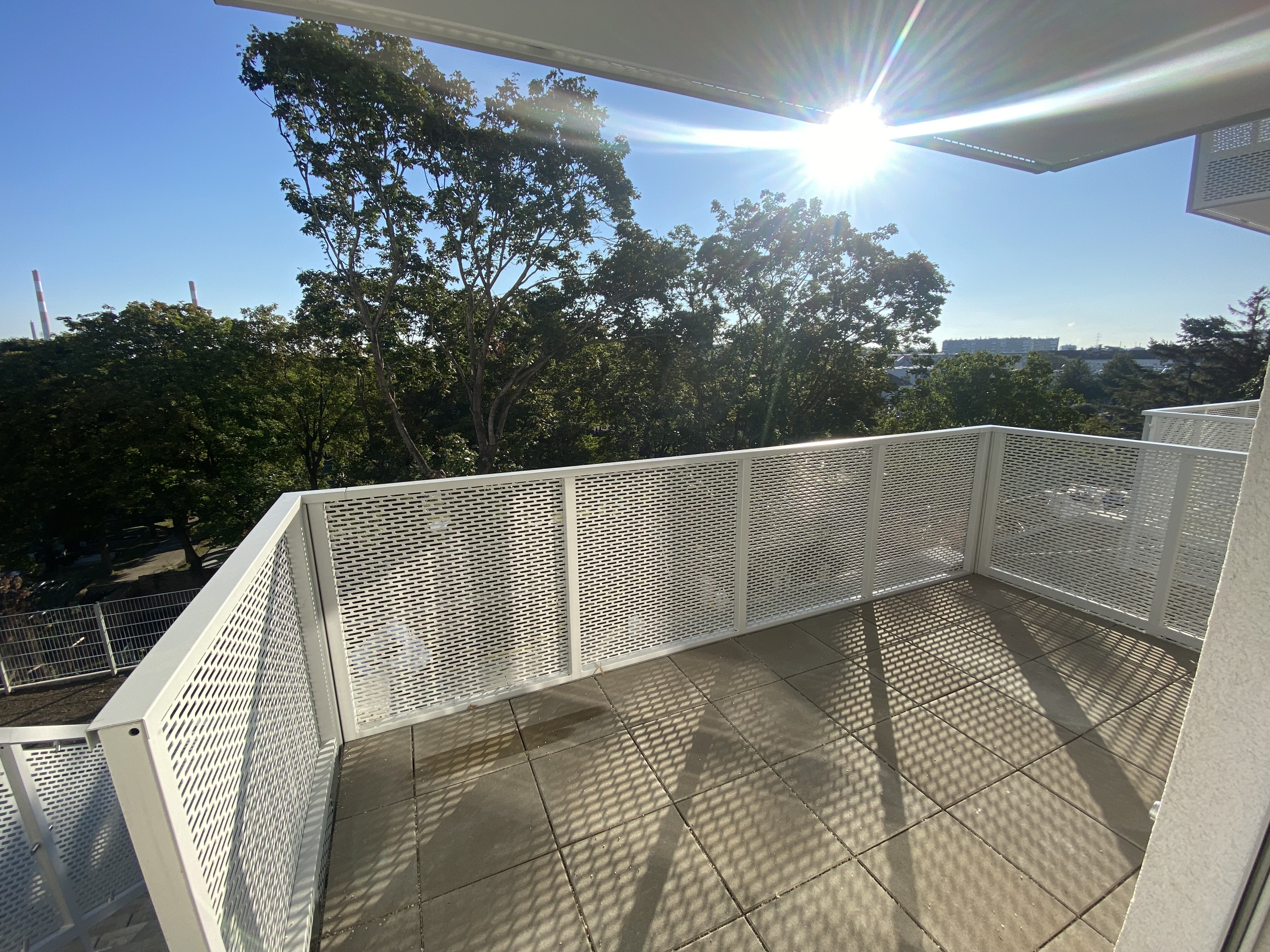 Terrasse auf Wohnebene 
