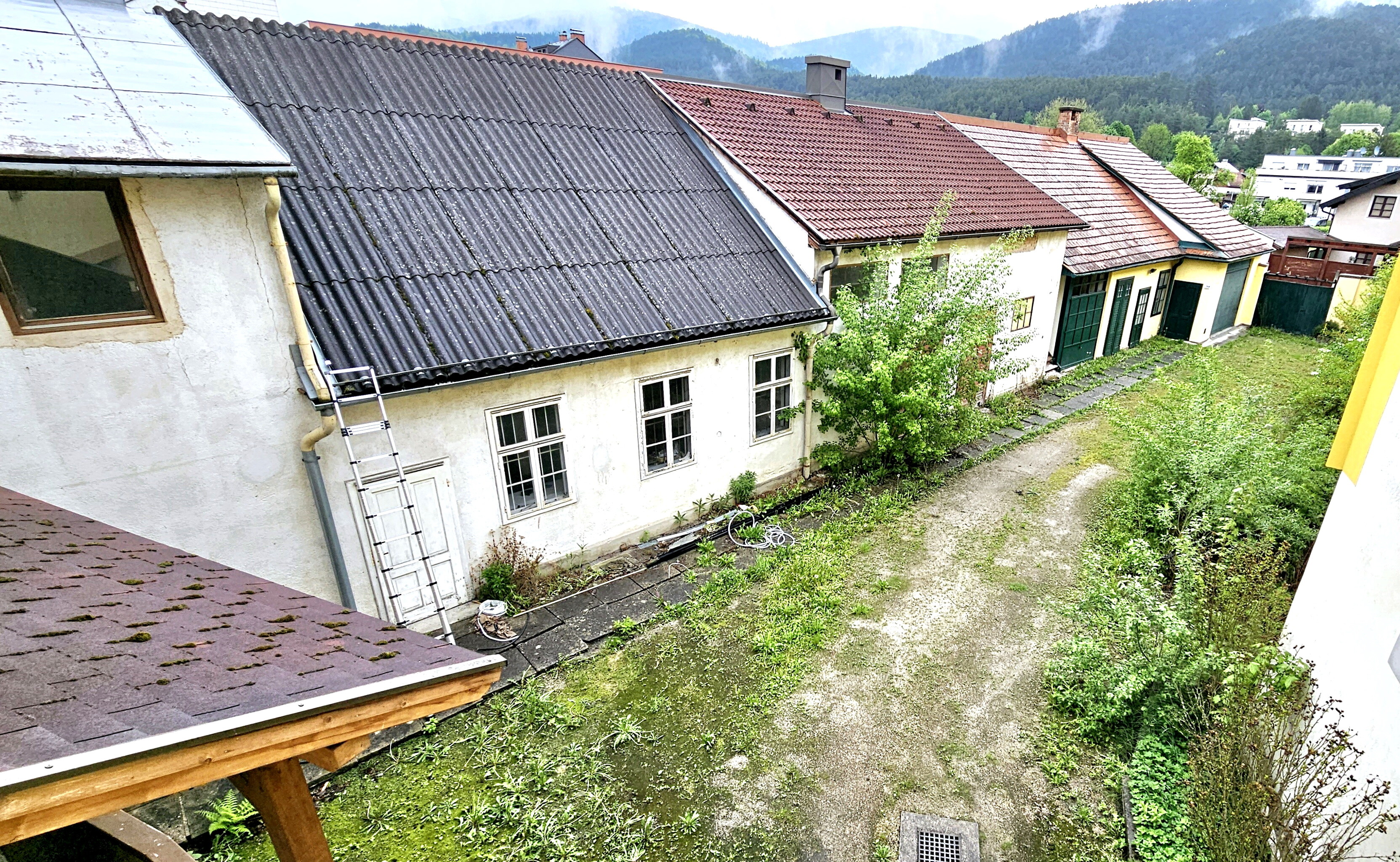 Innenhof ganz