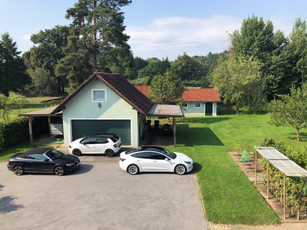 Garage (1)