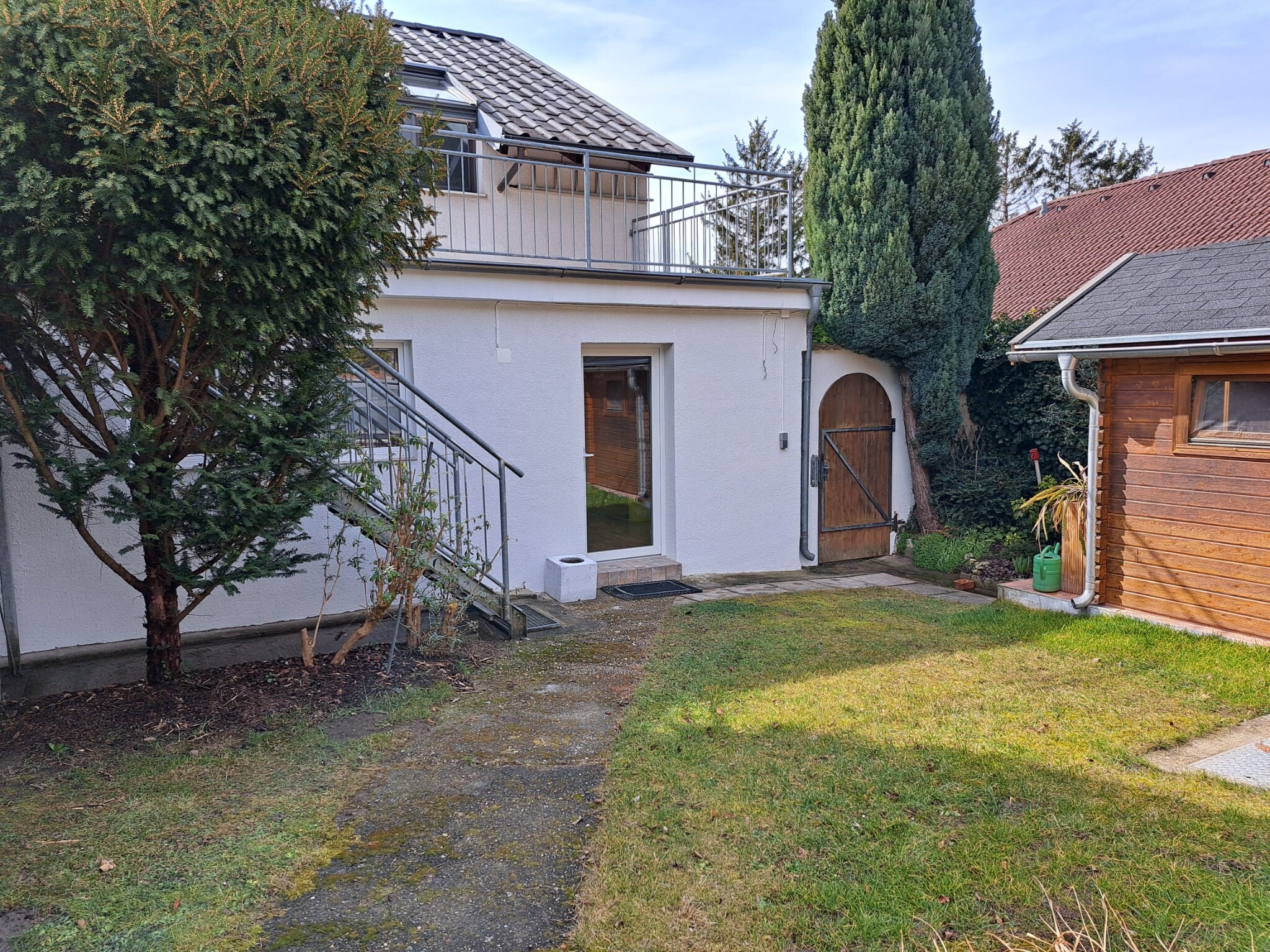 Gartenansicht zum Haus