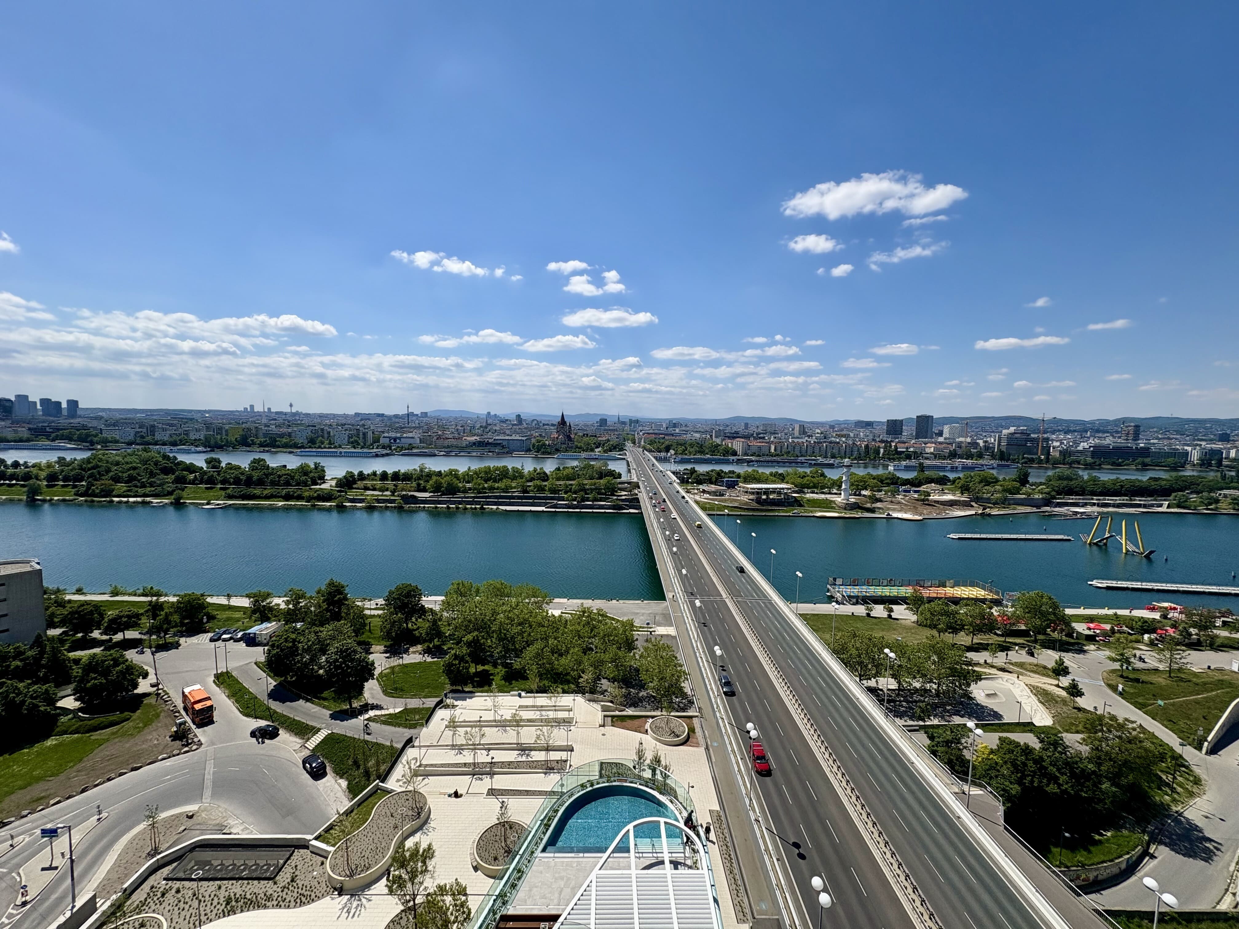 Ausblick Innere Stadt, Neue Donau