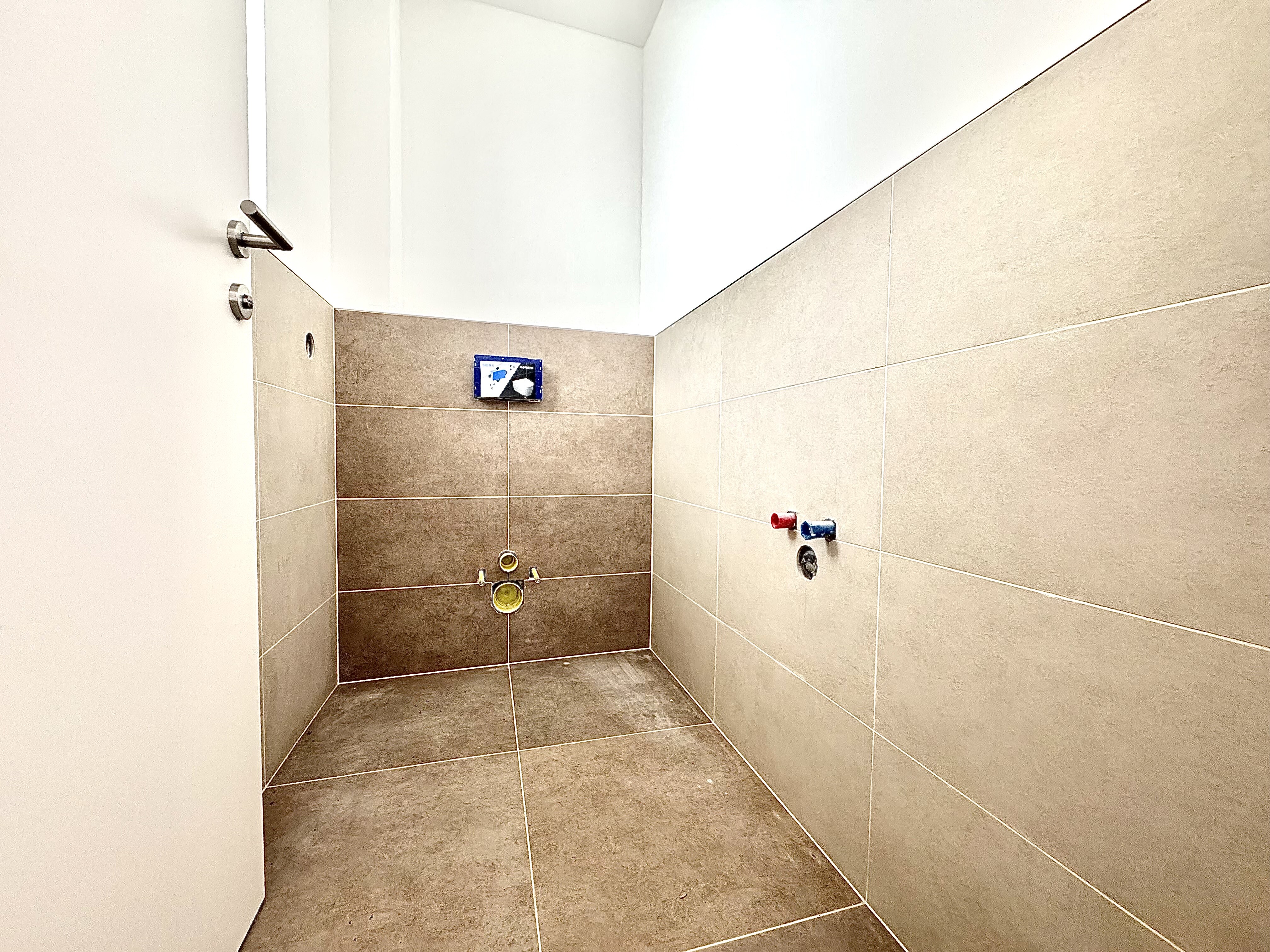 9b70ae8c-66fa-4123-81ba-ff24682addc6_original