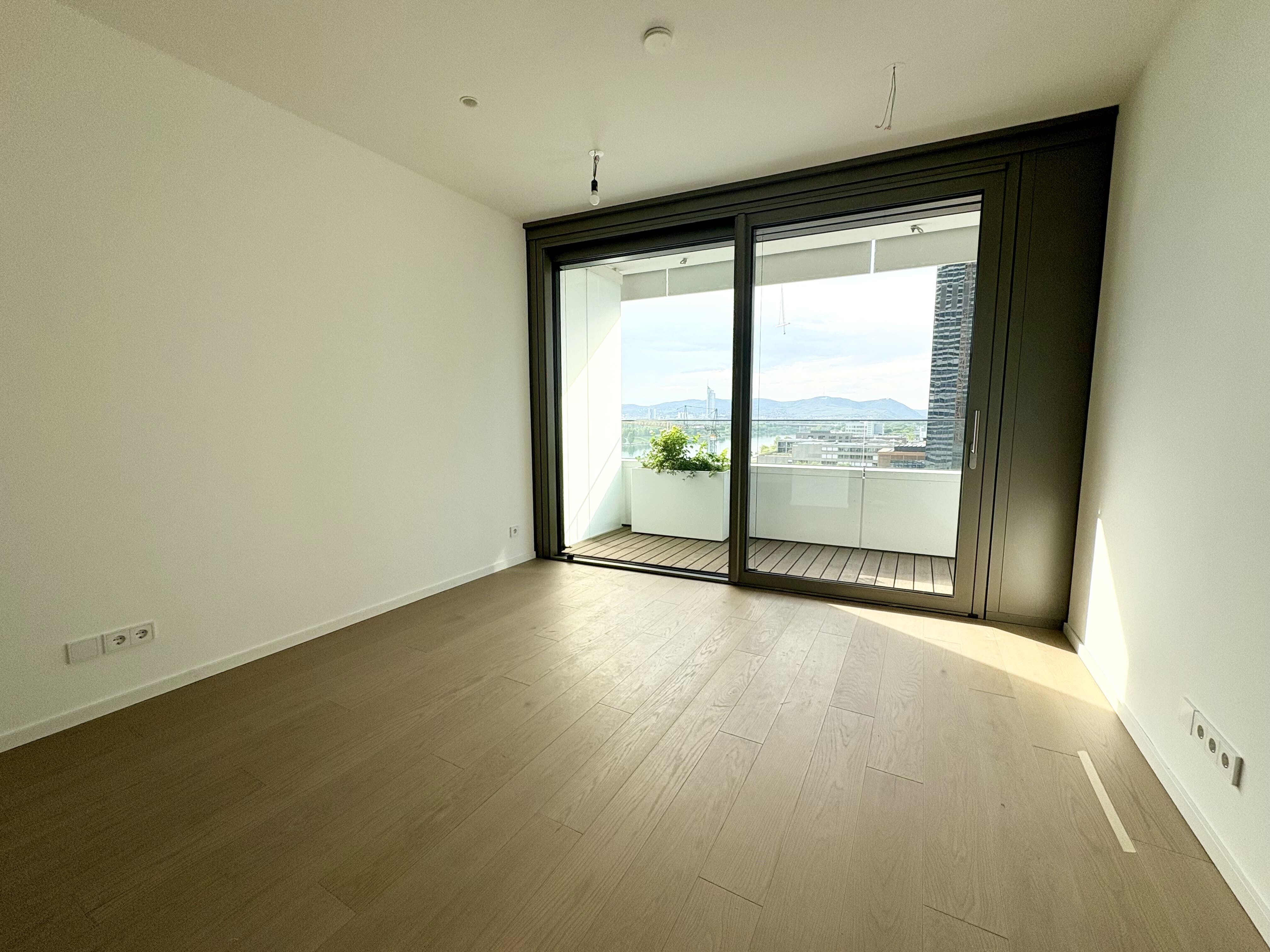 Wohn-Essbereich Richtung Balkon