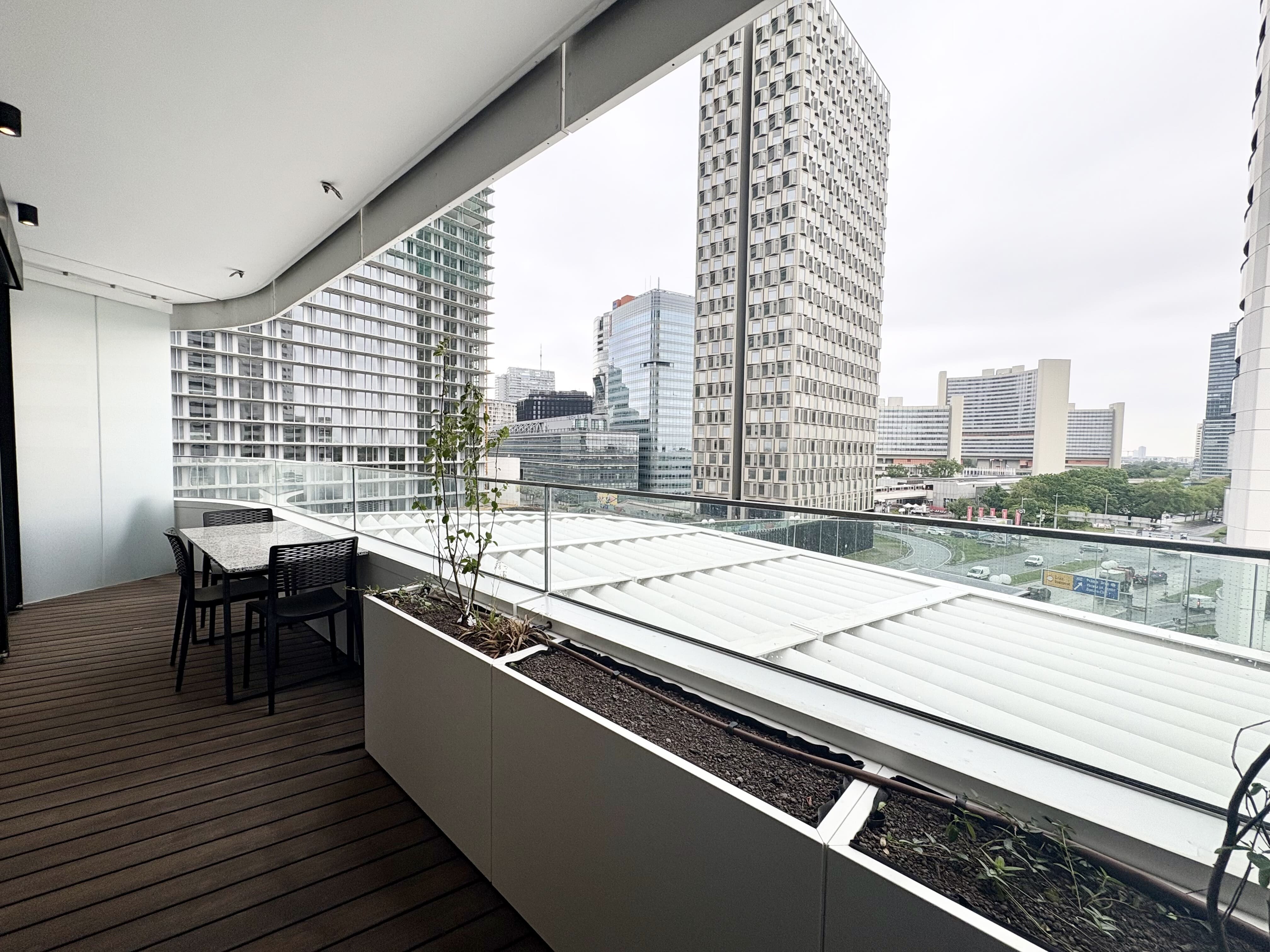 Balkon Richtung DC 2