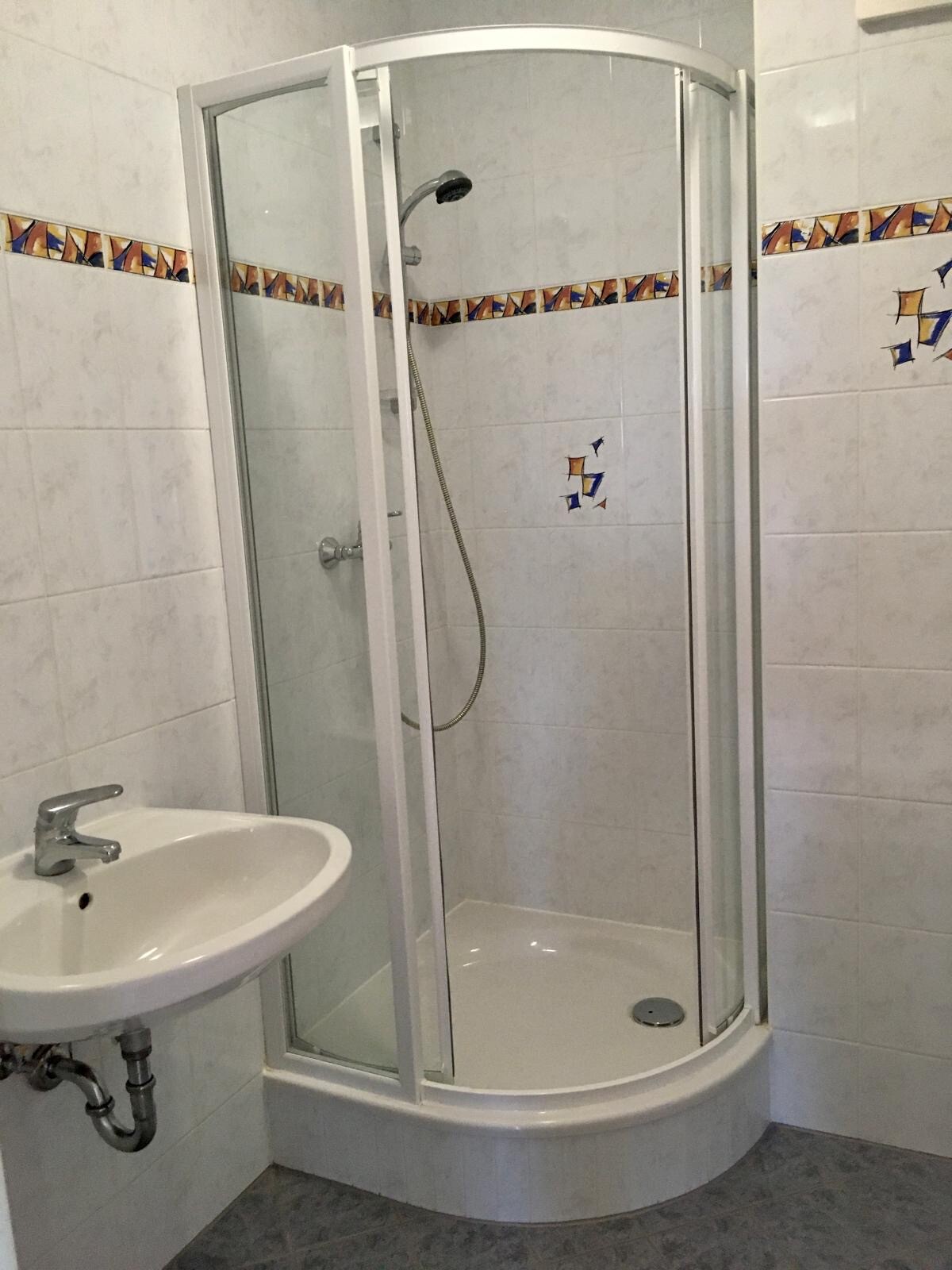 Badezimmer 2