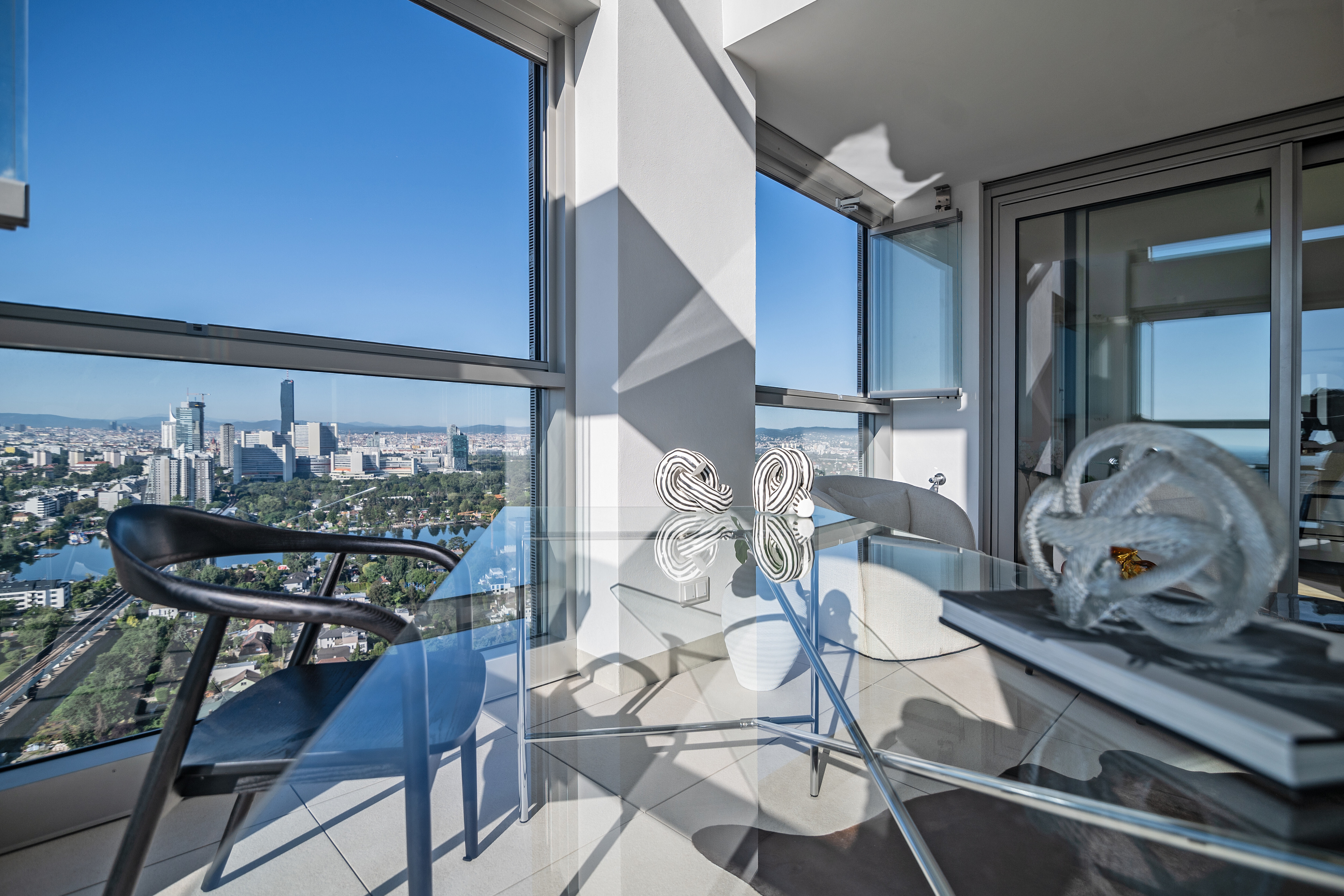 230811_V22_Staging_Duplexapartment_MODERNSWING_c_SeeligStefan  004