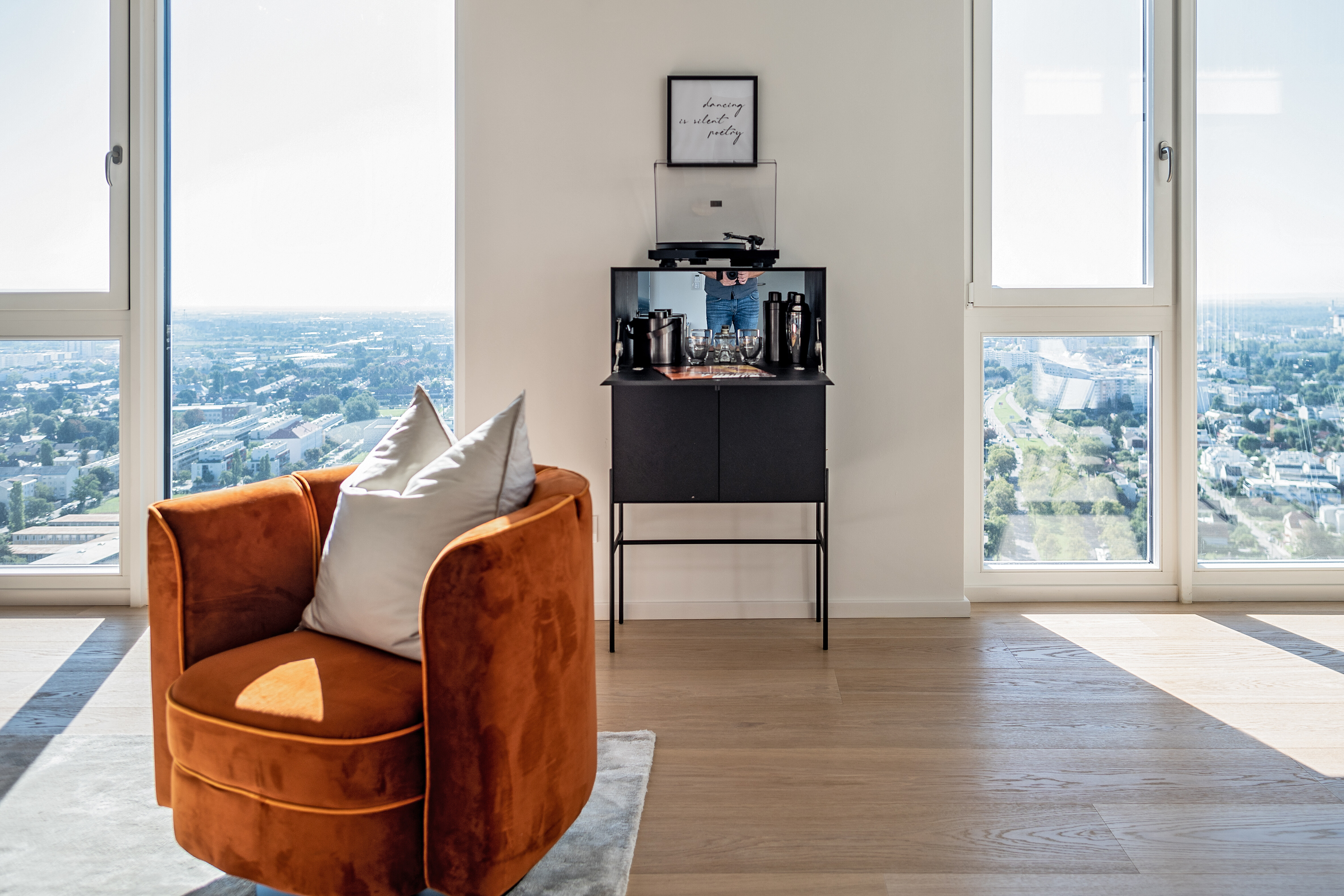 230811_V22_Staging_Duplexapartment_MODERNSWING_c_SeeligStefan  029