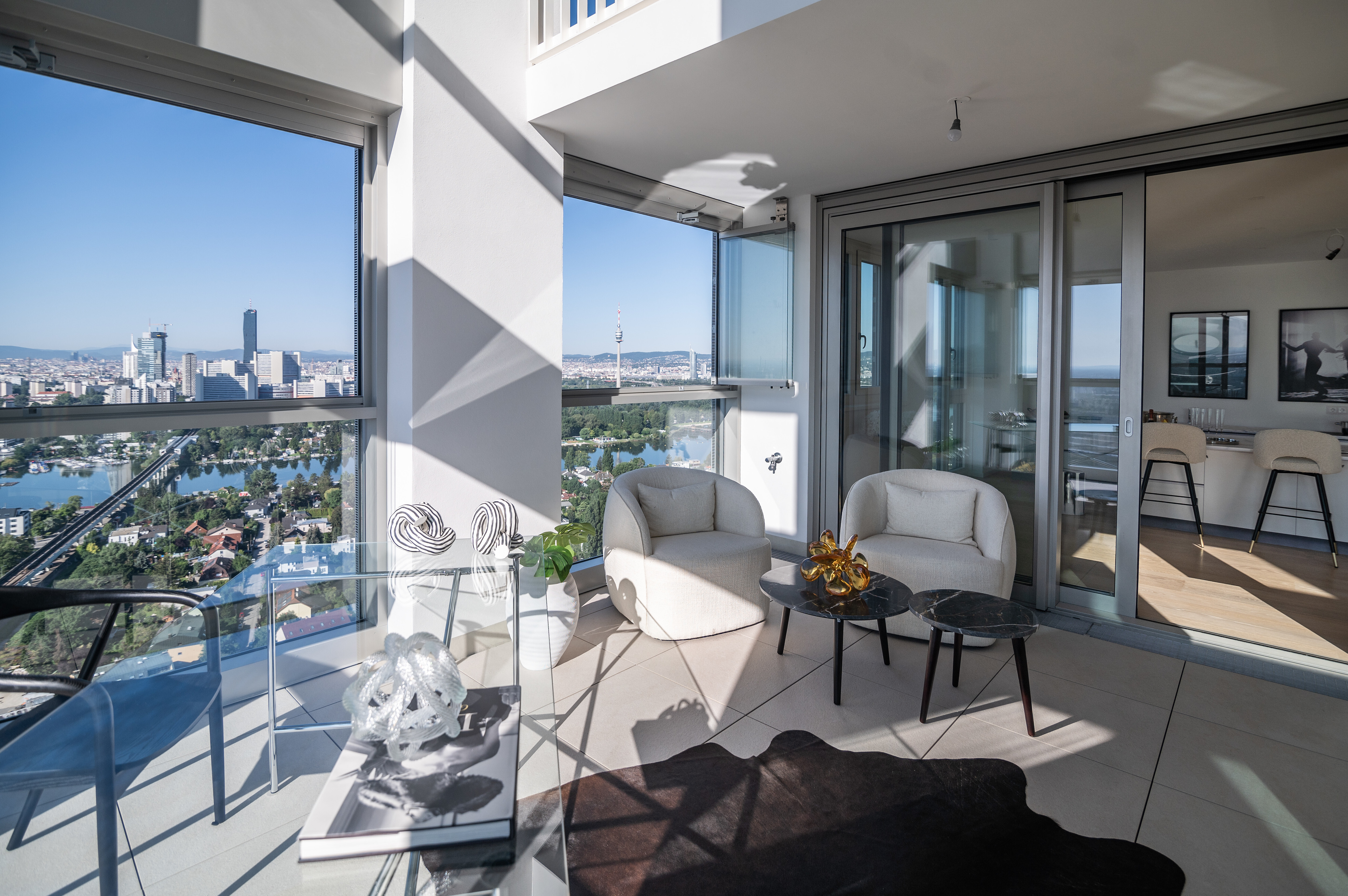 230811_V22_Staging_Duplexapartment_MODERNSWING_c_SeeligStefan  003