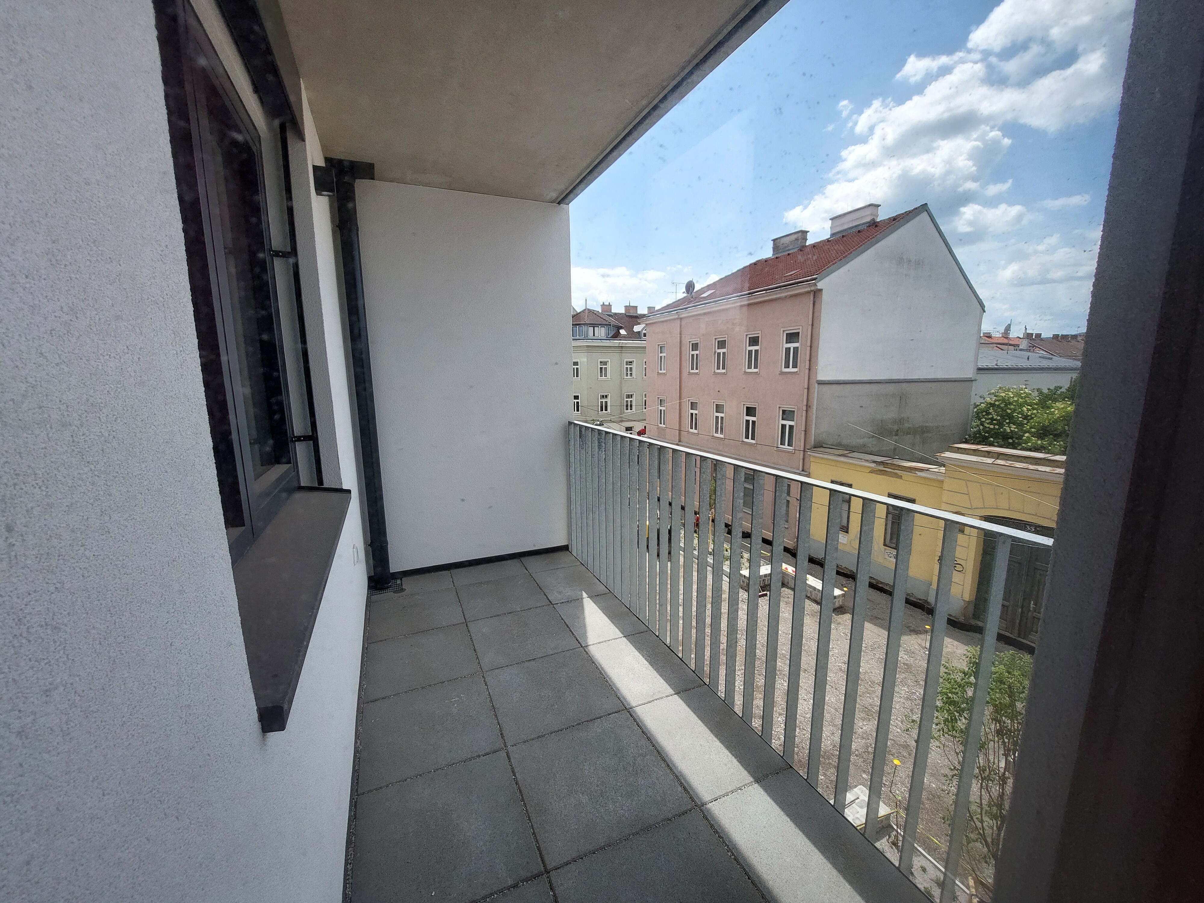 Viva Top 15 Loggia
