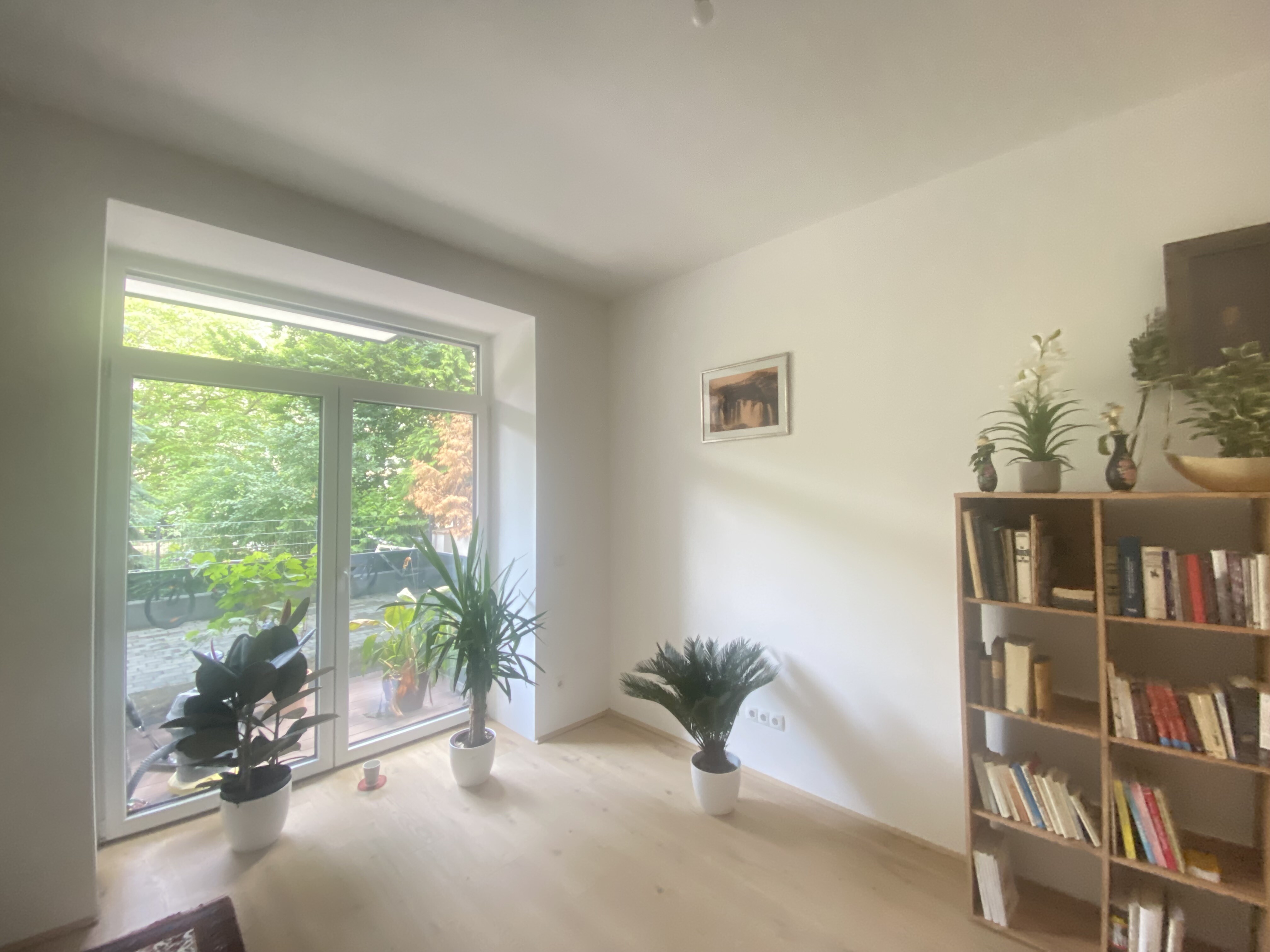 Wohnzimmer mit Terrasse 