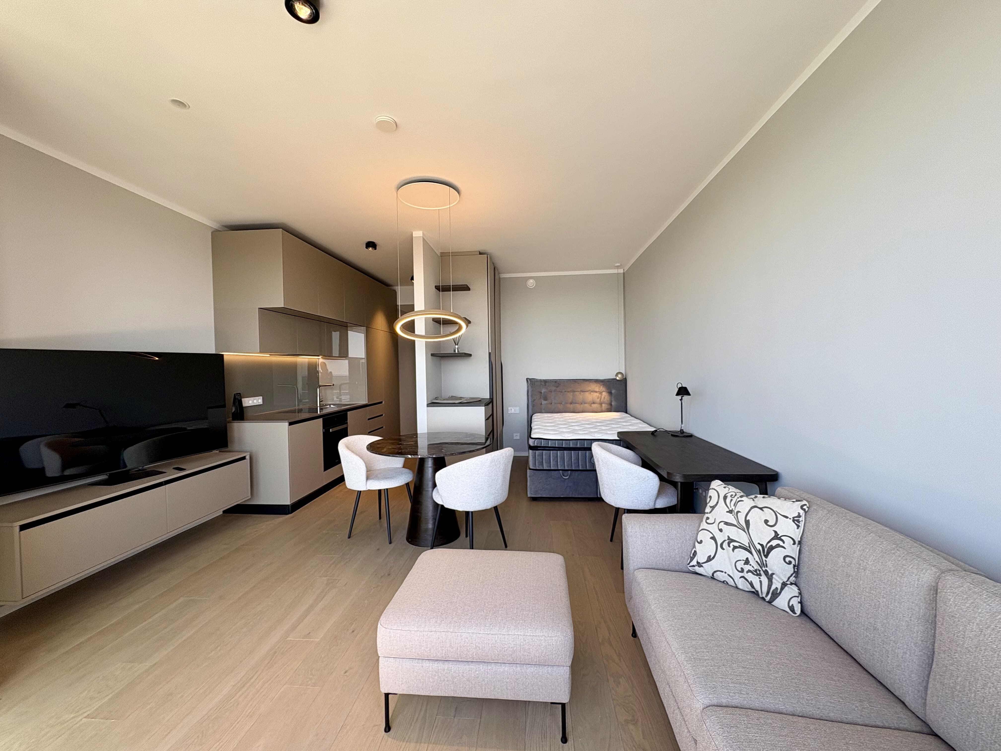 Elegantes Studio