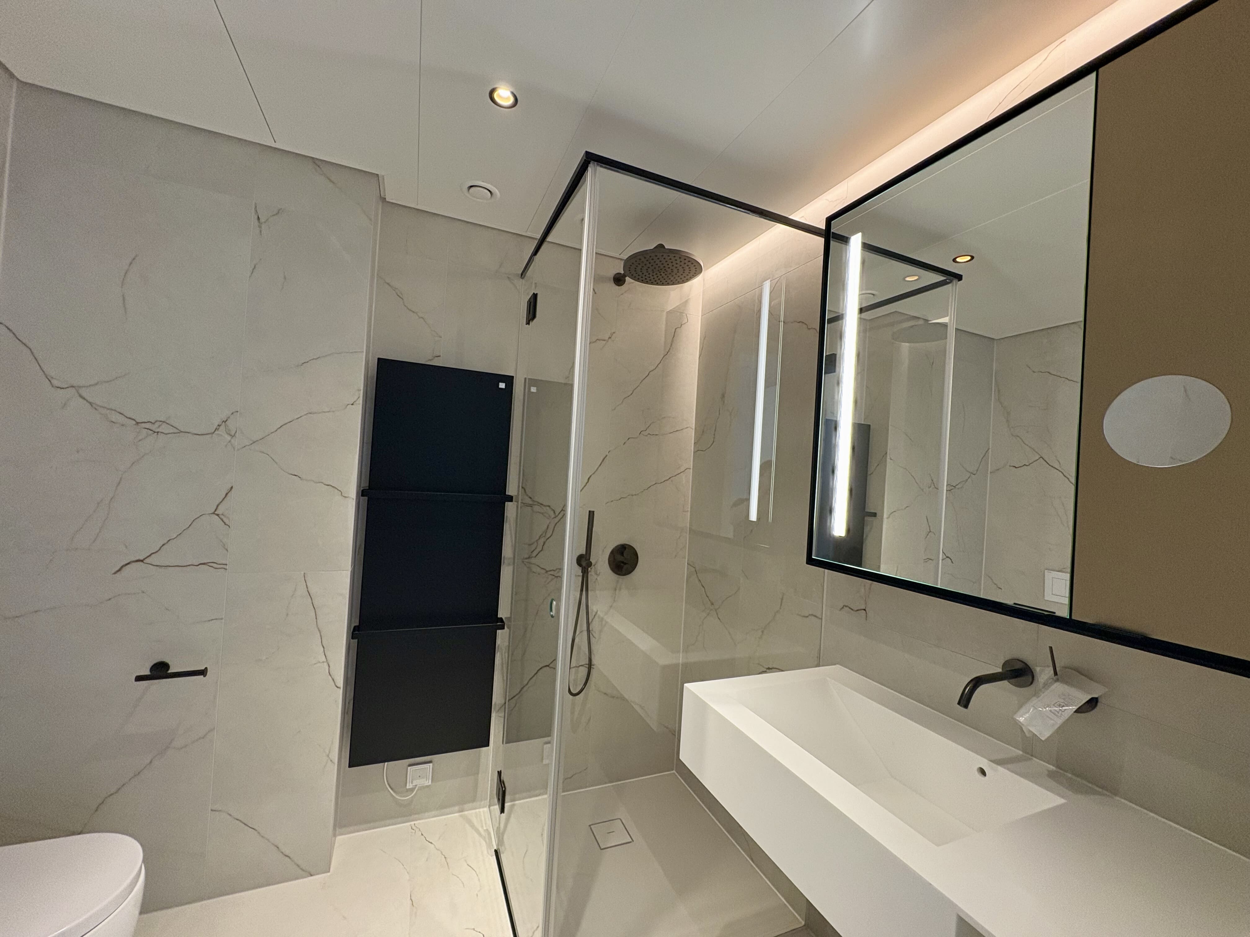 Badezimmer 2