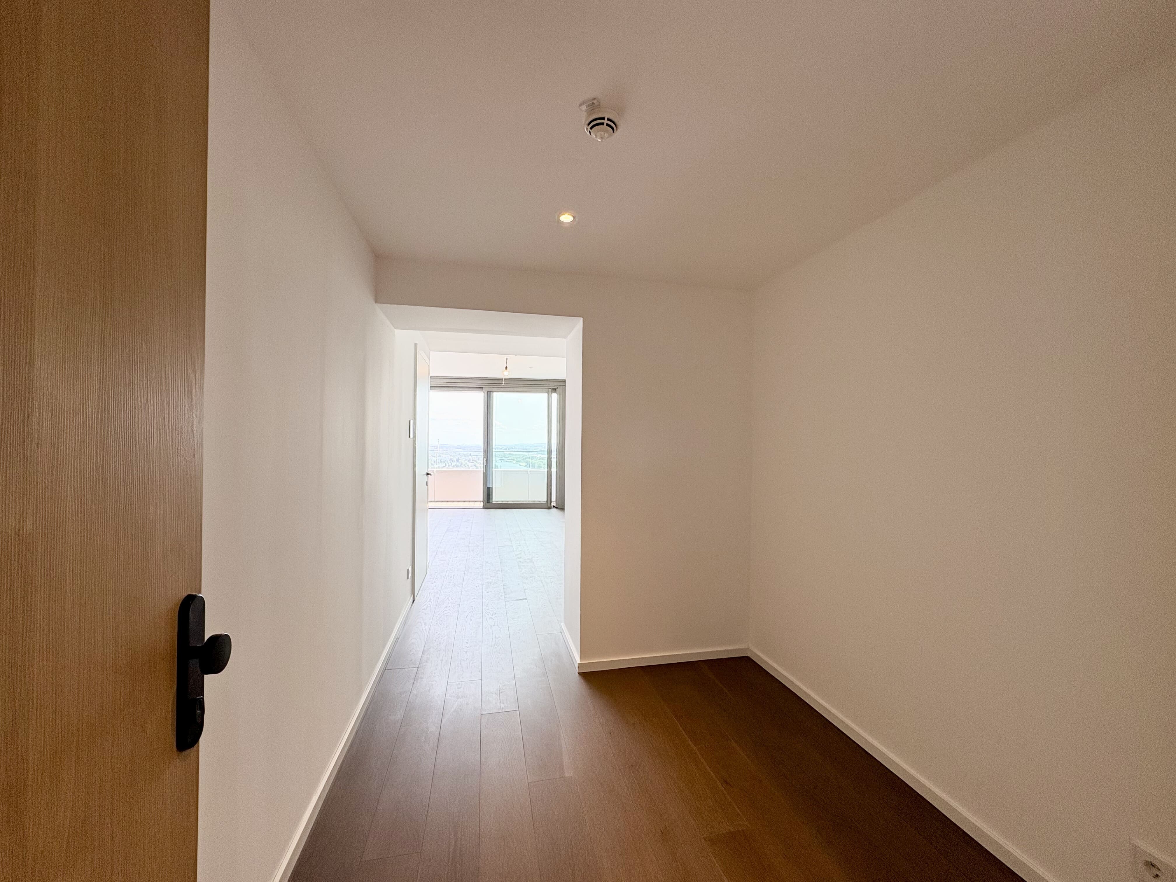 Geräuiger Eingangsbereich für Garderobe