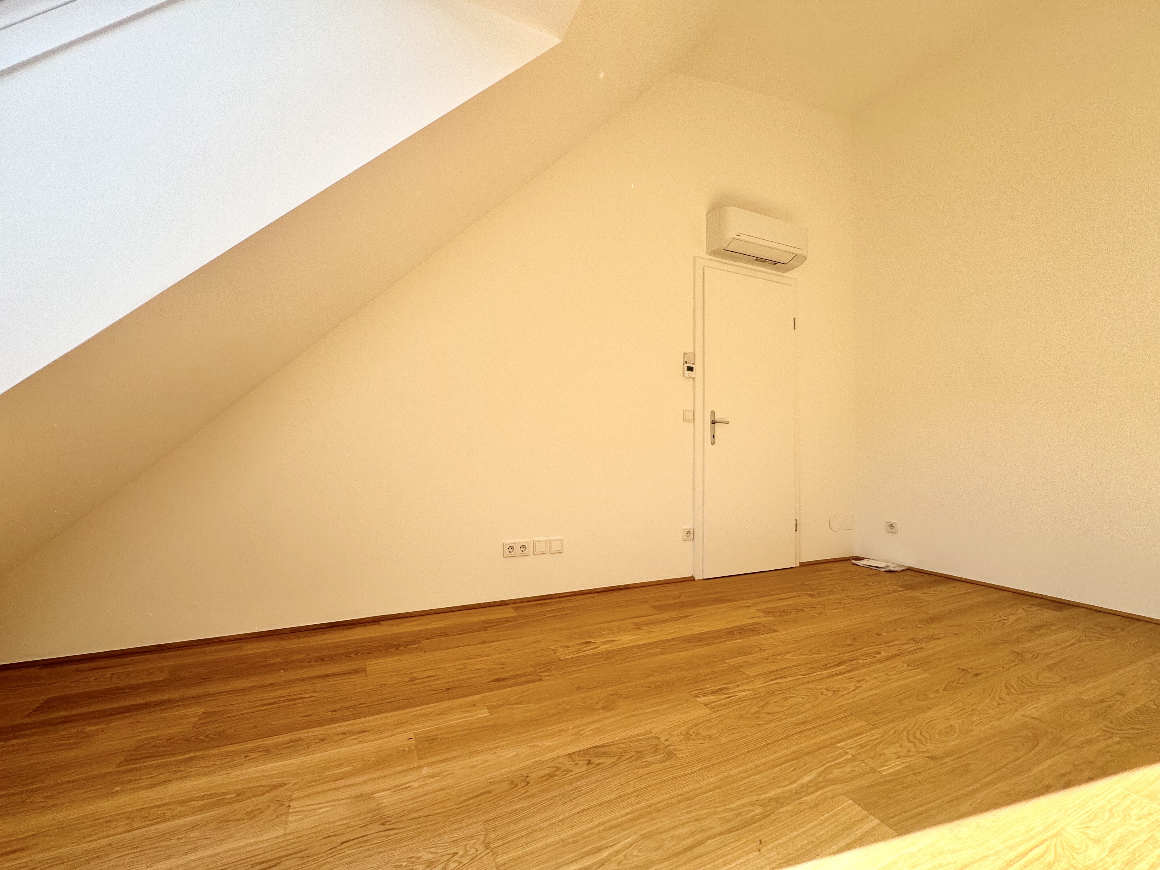 Zimmer 1