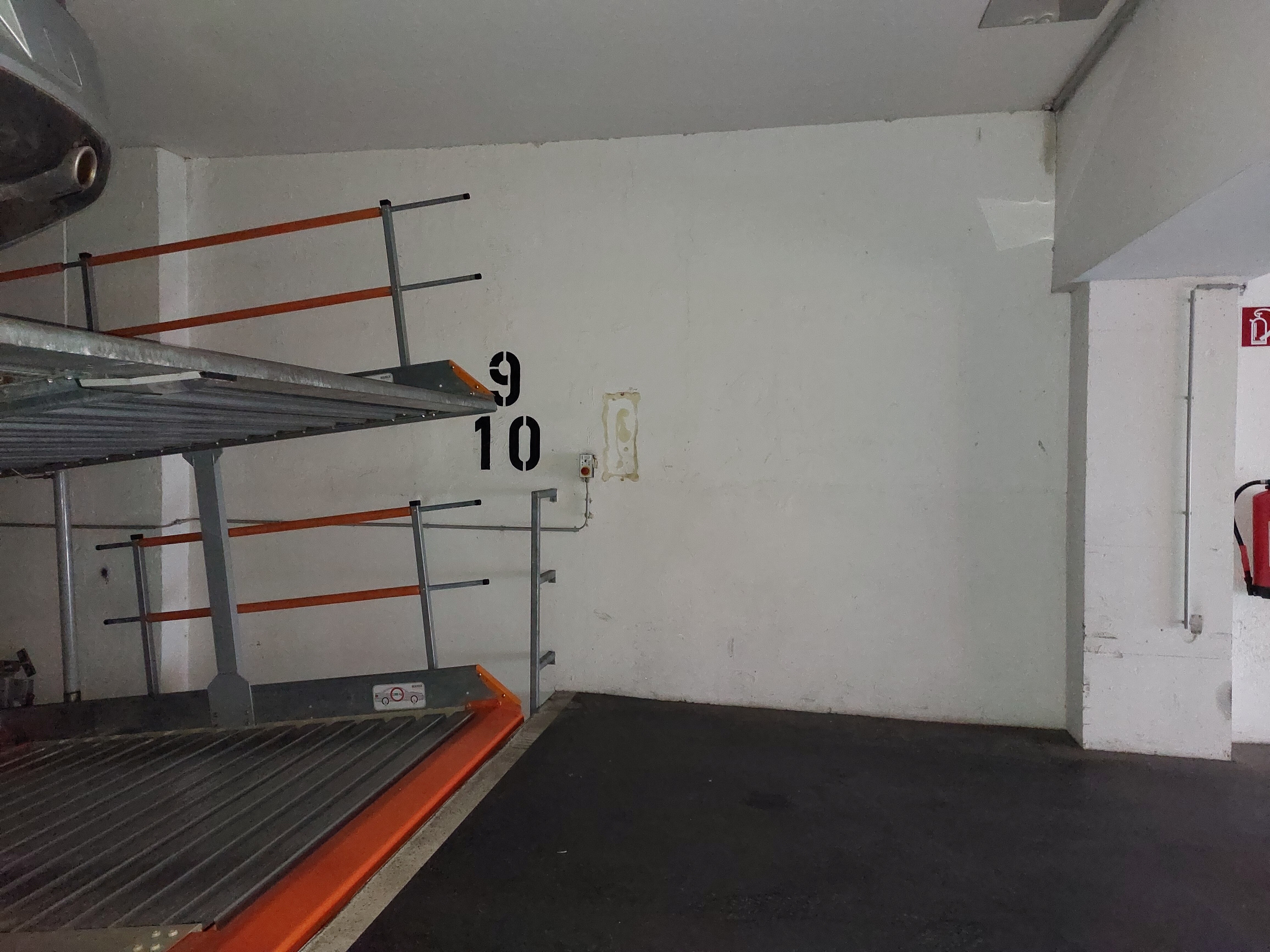 Garage 2