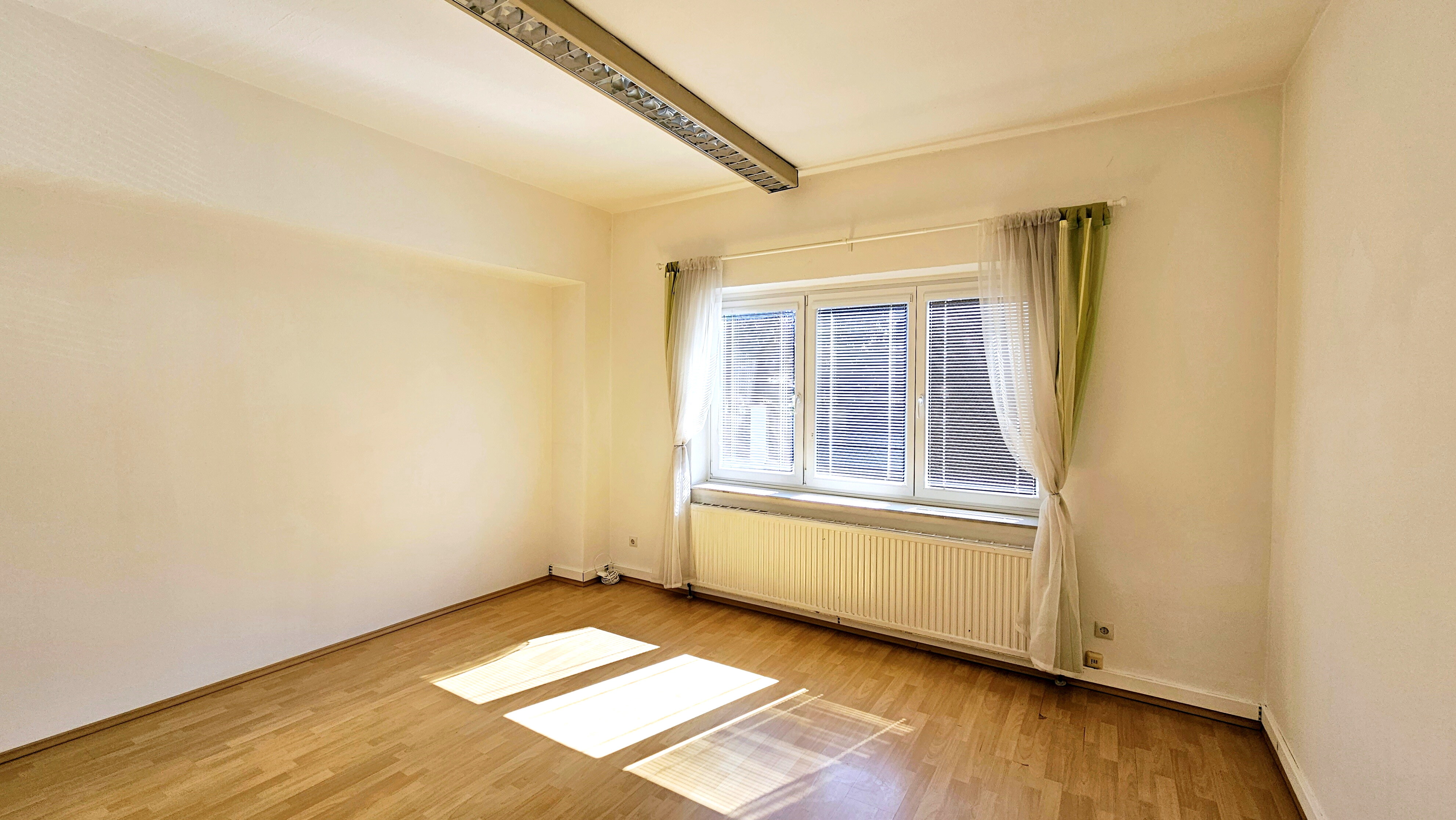 Büro 2