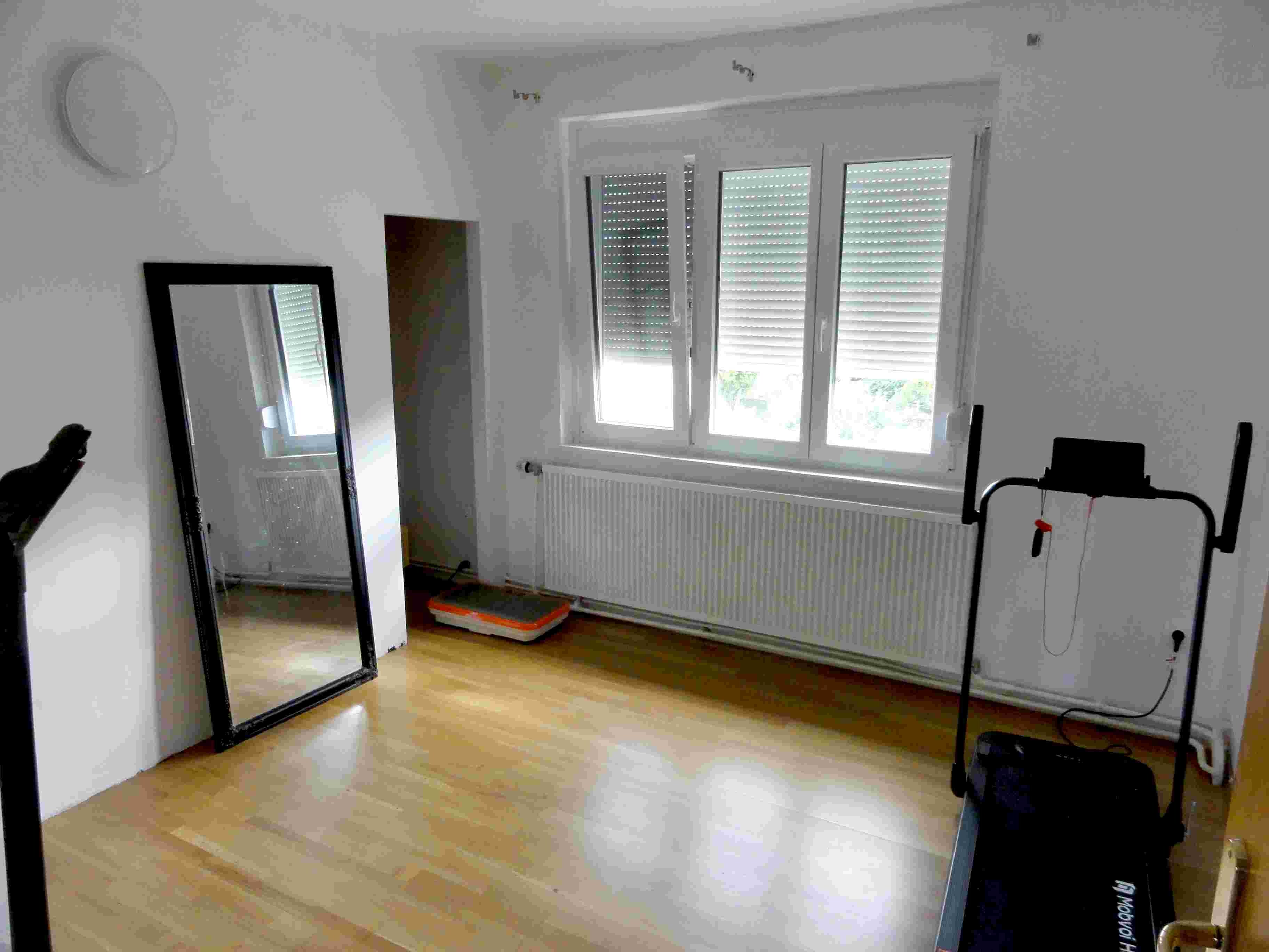 Schlafzimmer 2 OG
