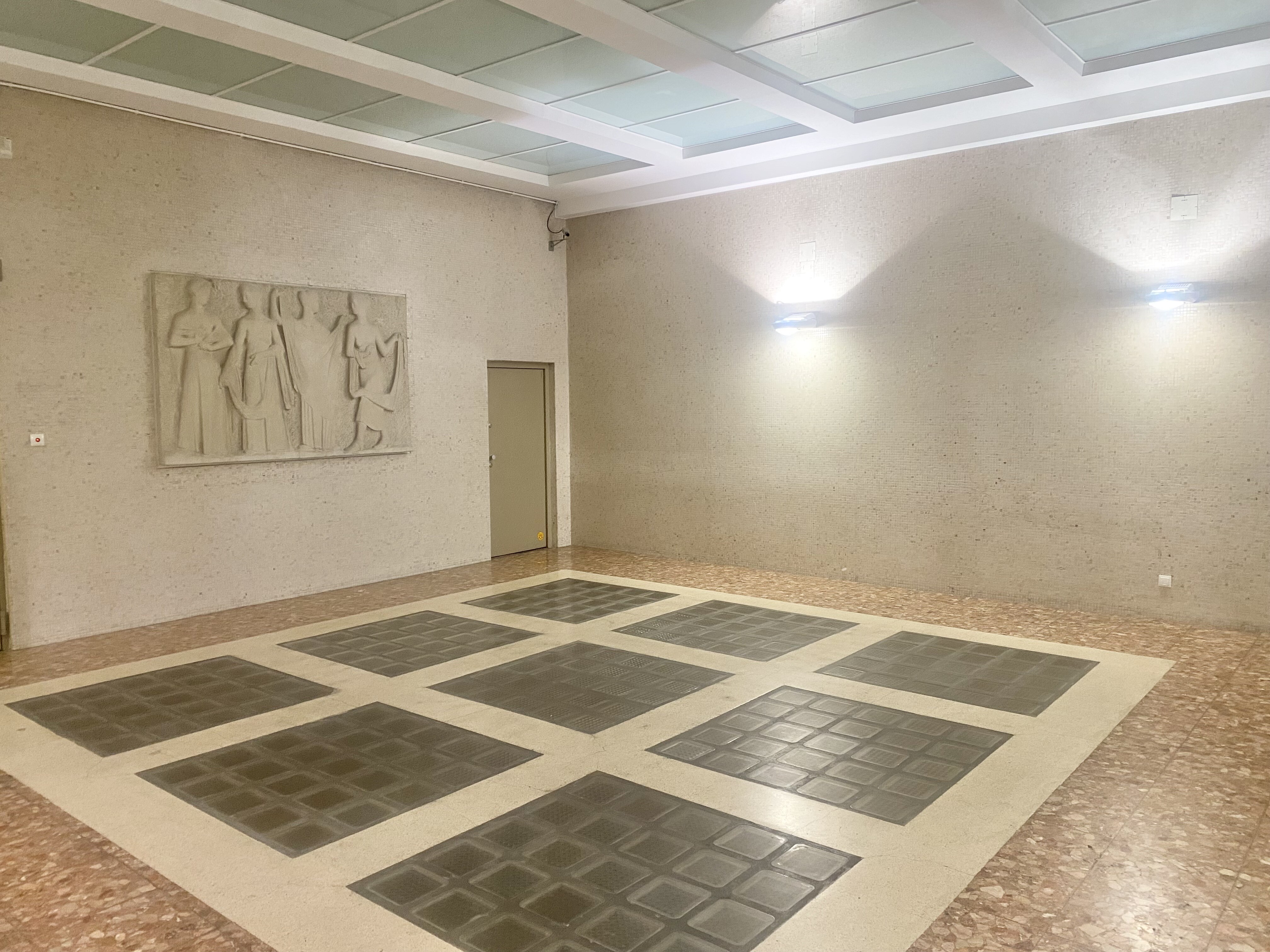 Eingangsbereich Opernringhof