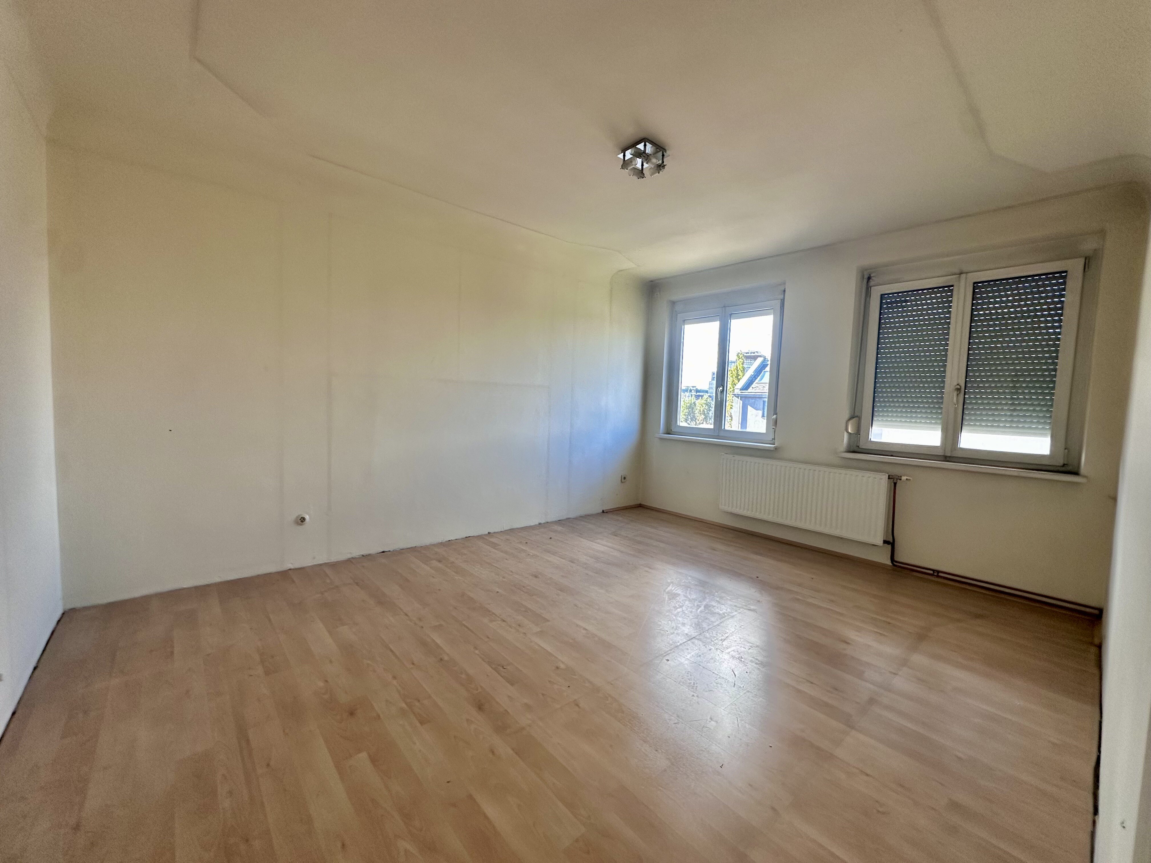 Wohnzimmer/Schlafzimmer 2 