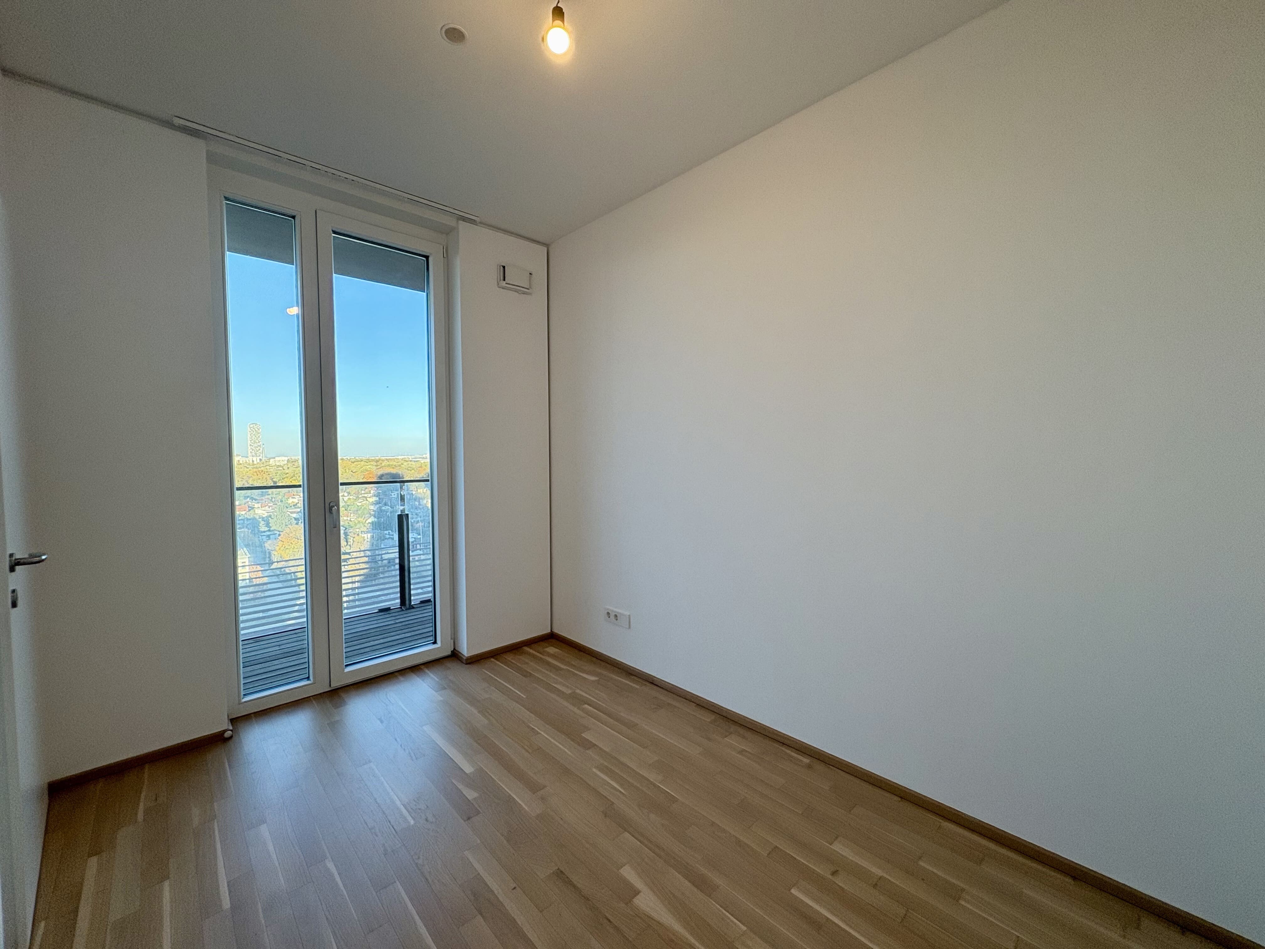 Kinder- / Arbeits - / Gästezimmer