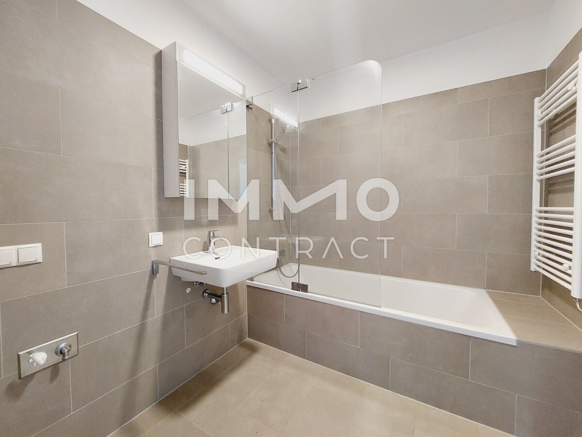 23a05006-e120-4bd8-99dd-f530b71706e7