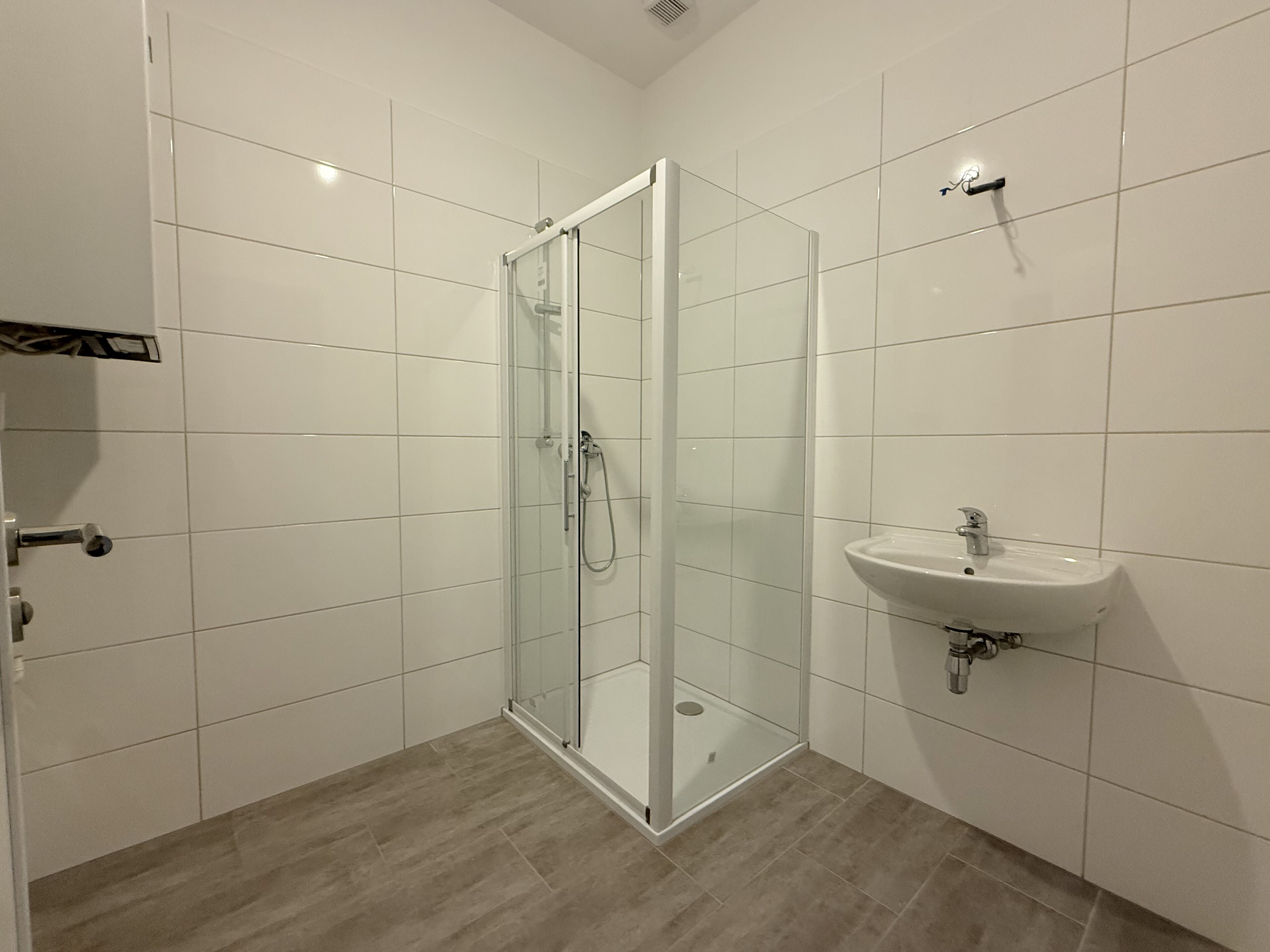 Bad mit Dusche