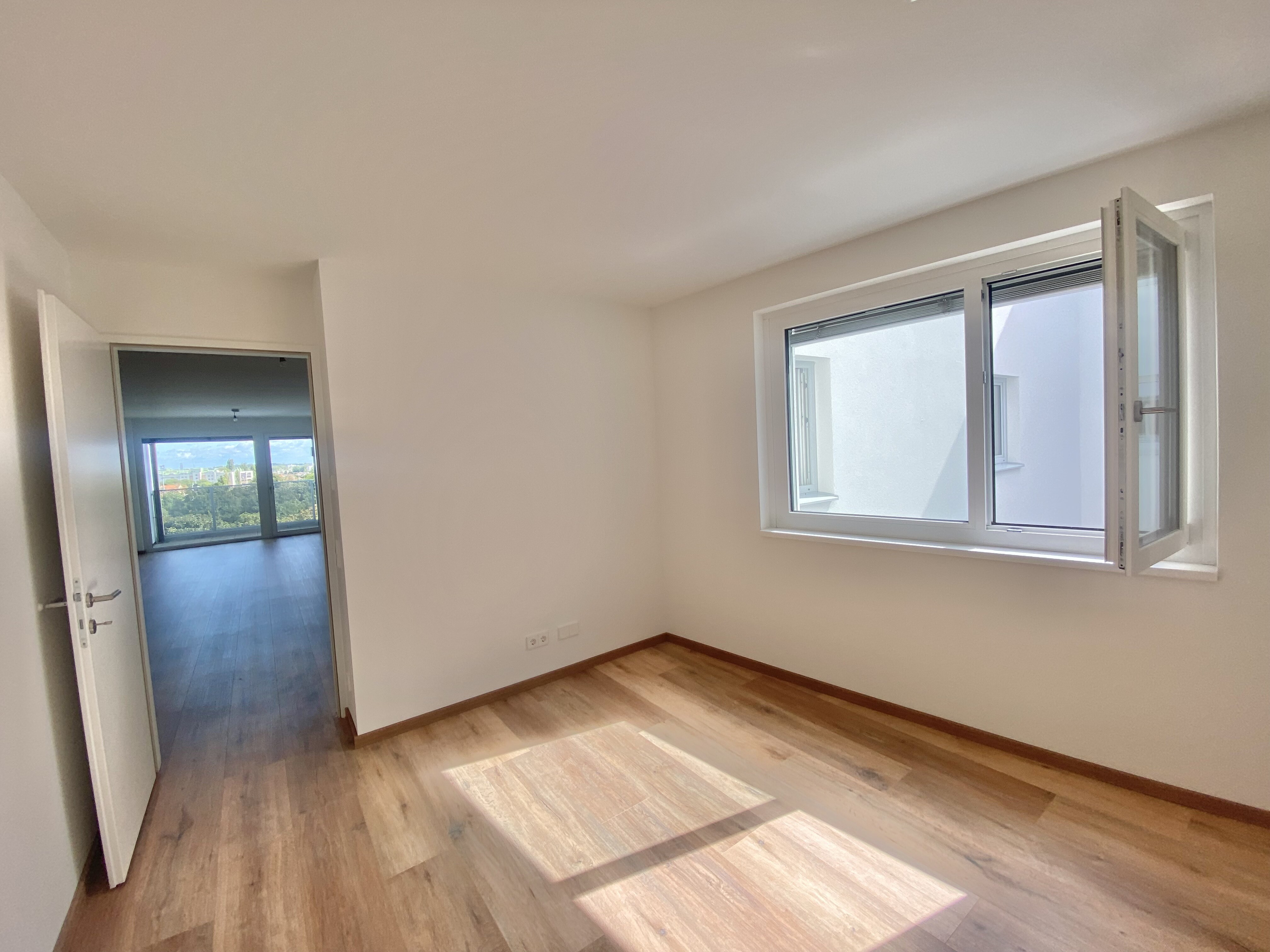 Schlafzimmer in den Innenhof mit S&uuml;dsonne