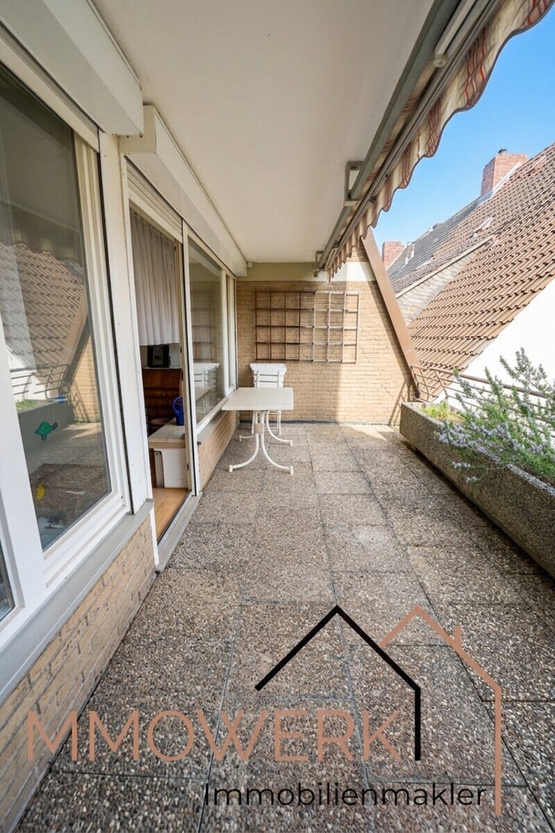 Balkon (KI generiert)