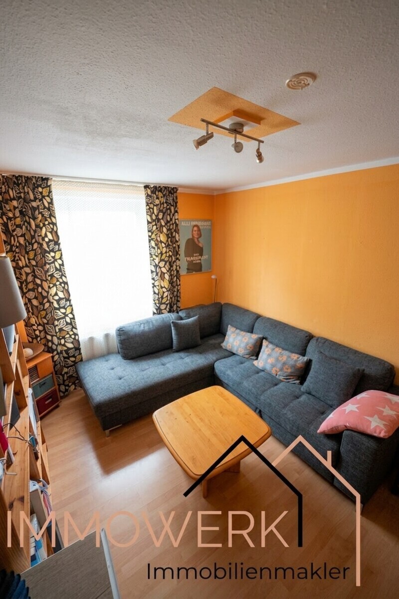 Schlafzimmer 1