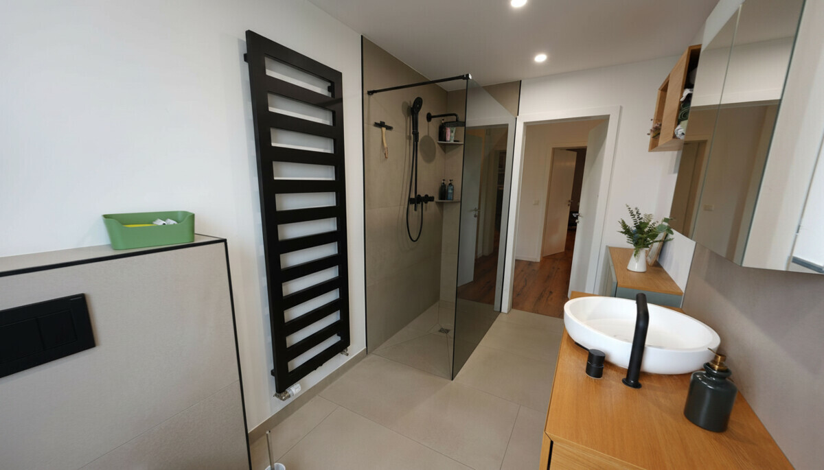 Badezimmer EG